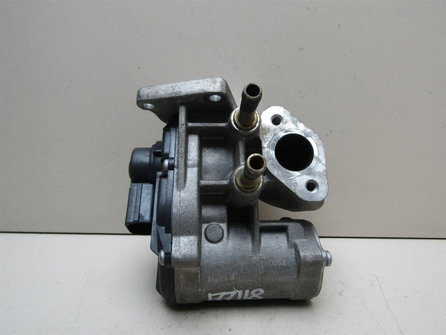 Клапан рециркуляции выхлопных газов Skoda Octavia (A5 1Z-) 2004-2013  [03C131503B]  1.6 16V BLF в Вологде