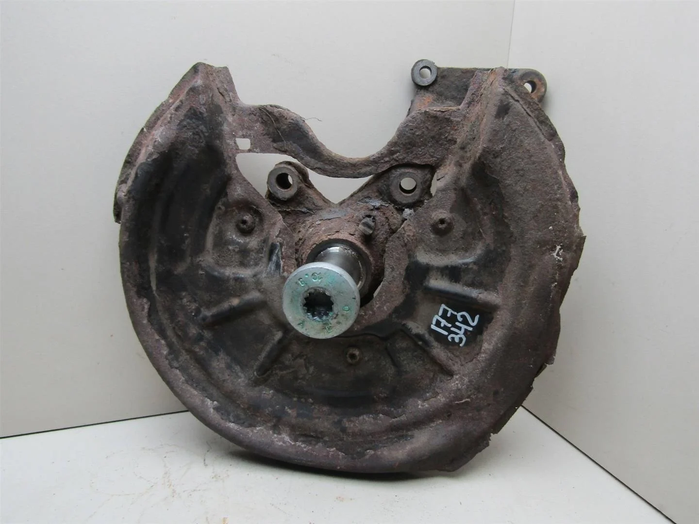 Кулак поворотный задний правый Skoda Octavia (A5 1Z-) 2004-2013  [1K0505436AE]  в Вологде