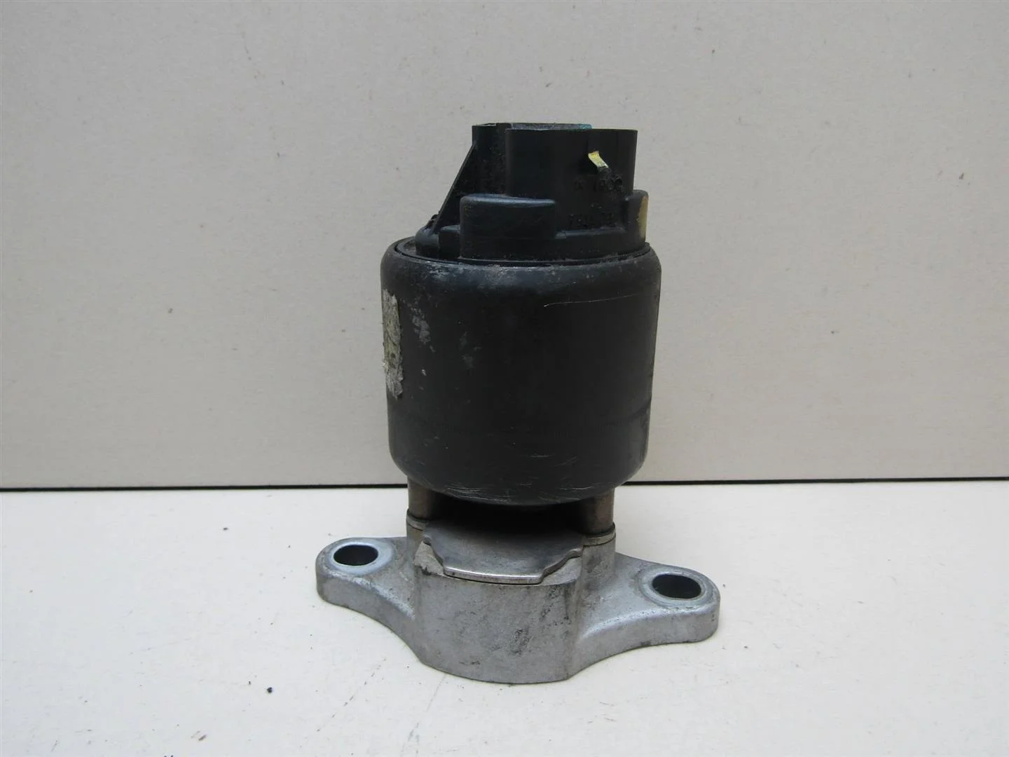 Клапан рециркуляции выхлопных газов Chevrolet Aveo (T250) 2005-2011  [25183476]  1.4 1.6 в Вологде