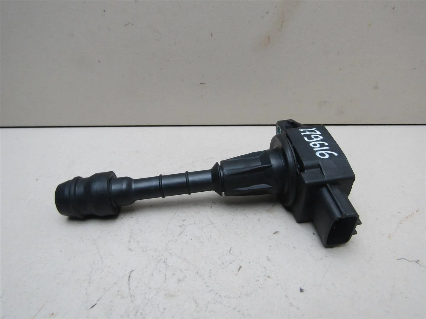 Катушка зажигания Nissan Note (E11) 2006-2013  [22448AX001]  CR12DE CR14DE в Вологде