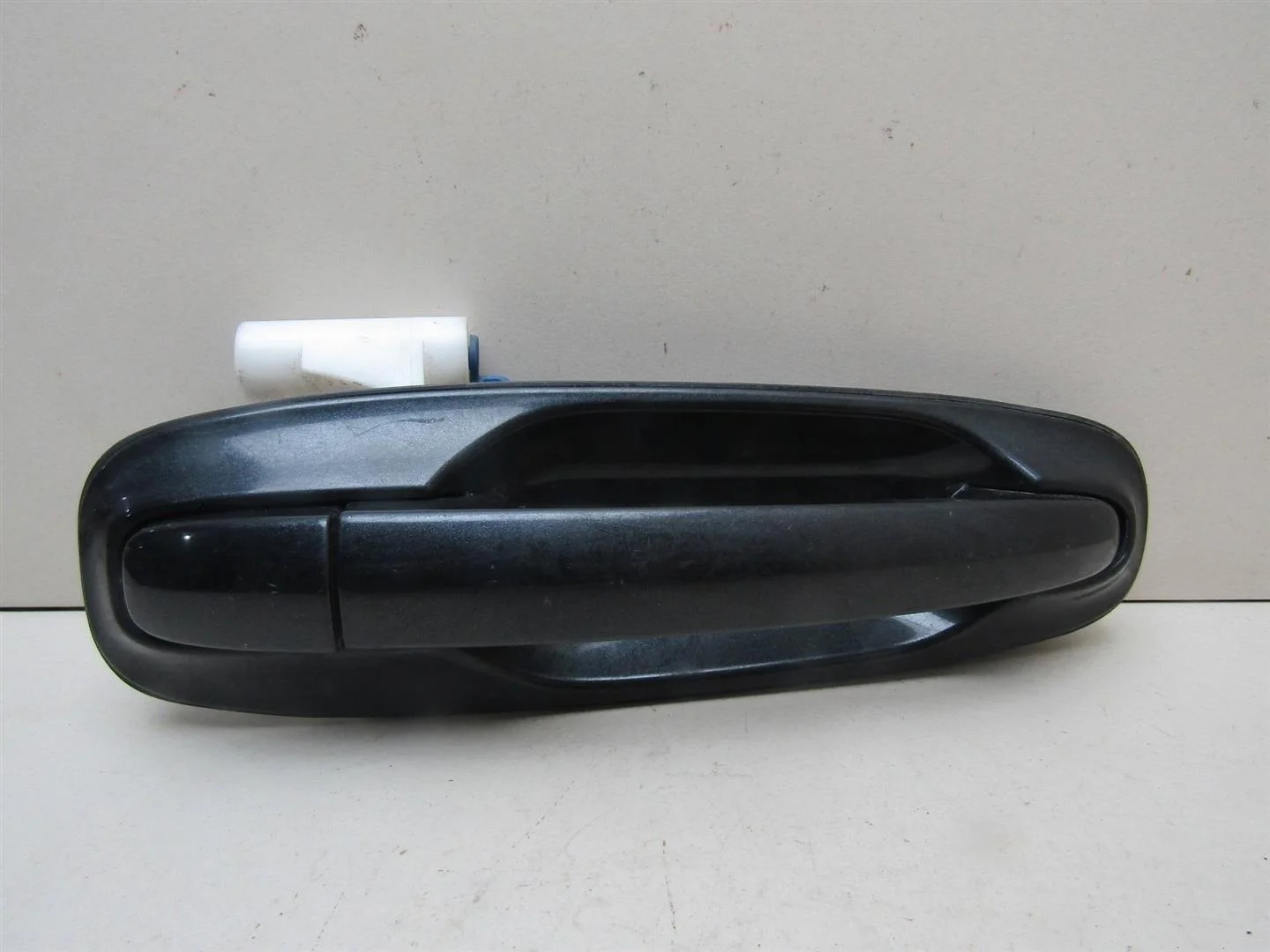 Ручка двери передней наружная правая Chevrolet Lacetti 2004-2013  [96547952]  1.4 F14D3 в Вологде
