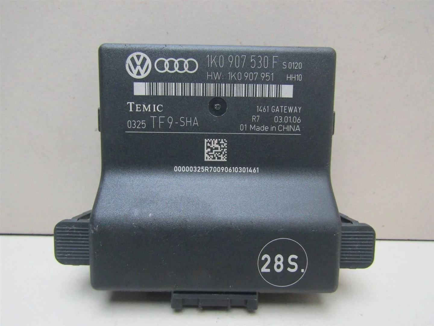 Блок электронный VW Golf Plus 2005-2014  [1K0907530F]  в Вологде