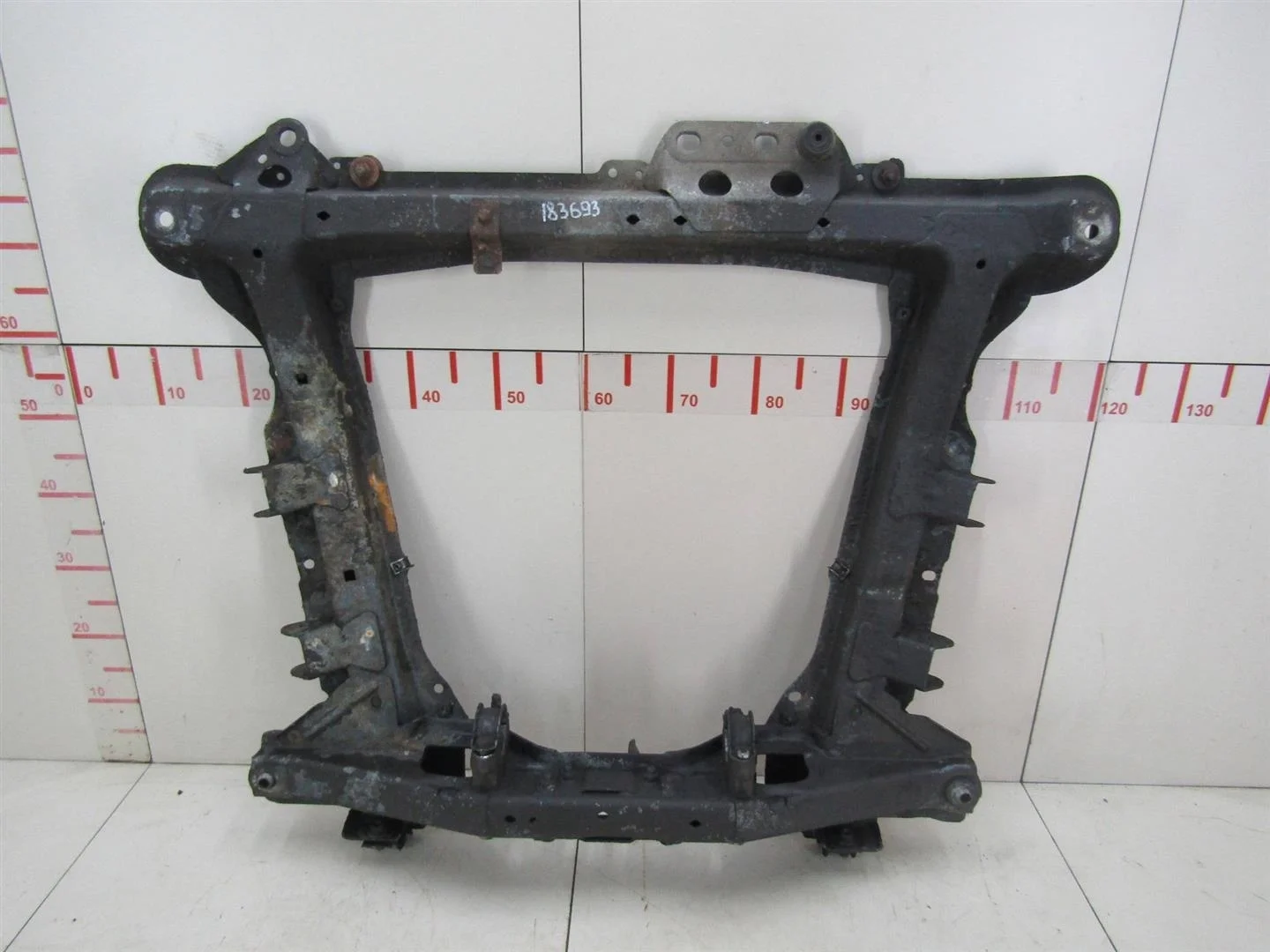 Балка подмоторная Renault Clio II\Symbol 1998-2008  [8200741075]  1.4 K7J700 в Вологде