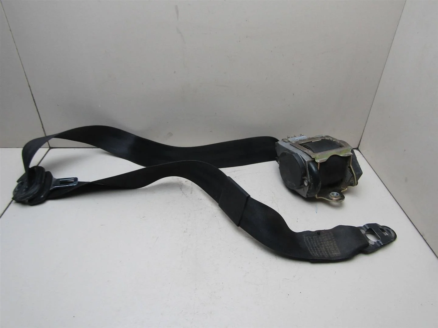 Ремень безопасности с пиропатроном Audi A4 (B6) 2000-2004  [8E0857705BV04]  2.0 ALT в Вологде