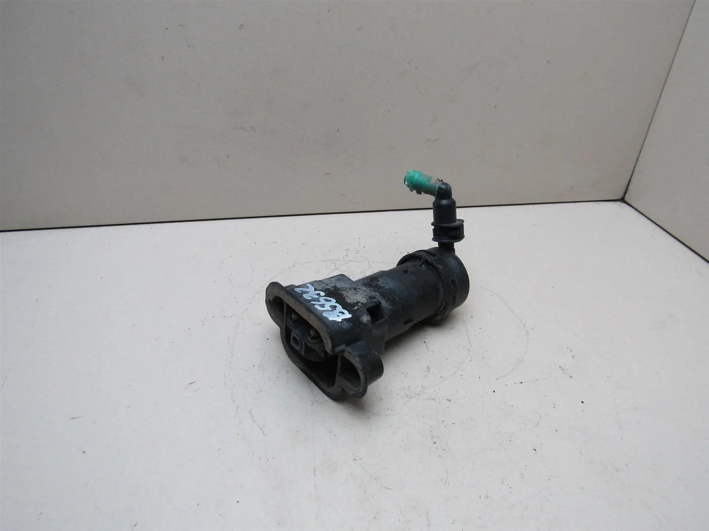 Форсунка омывателя фары Audi A4 (B6) 2000-2004  [8E0955101C]  2.0 ALT в Вологде