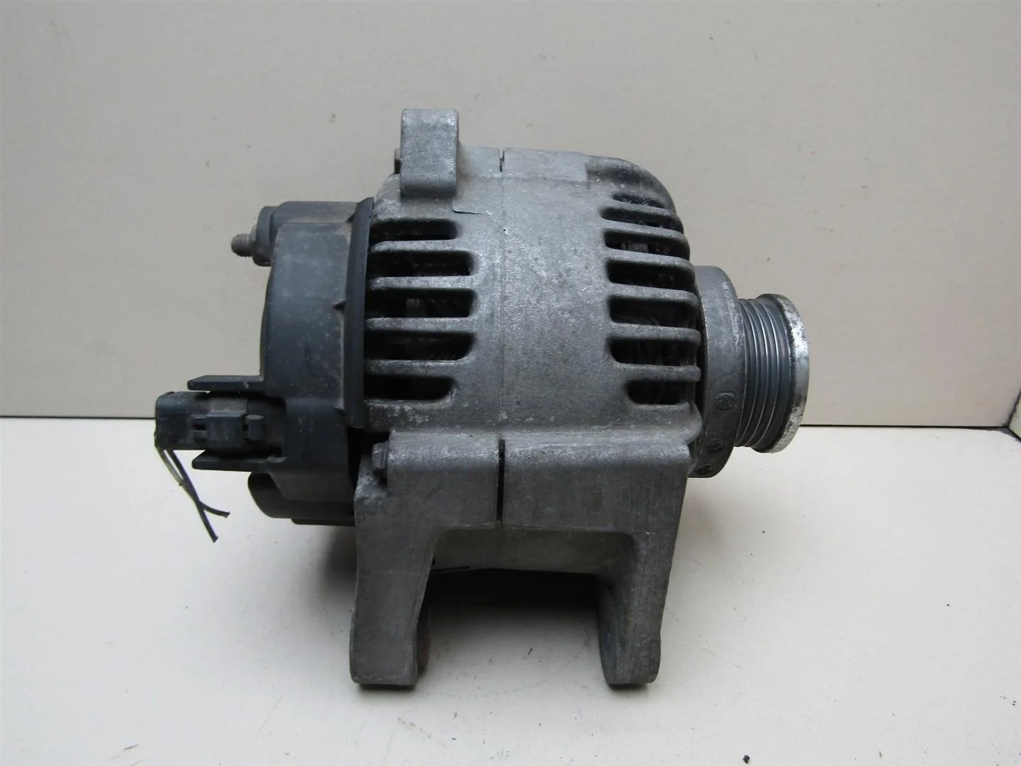 Генератор Renault Megane II 2002-2009  [8200100907]  1.4 1.6 1.5 DCI в Вологде