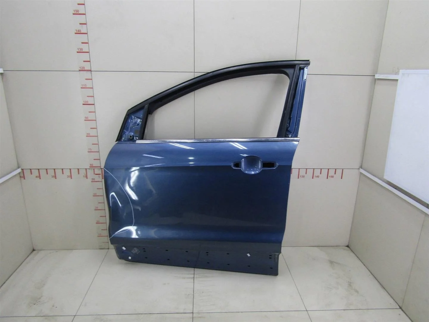 Дверь передняя левая Ford Escape III 2012-2019  [CJ5Z7820125A]  1.5 16V  в Вологде