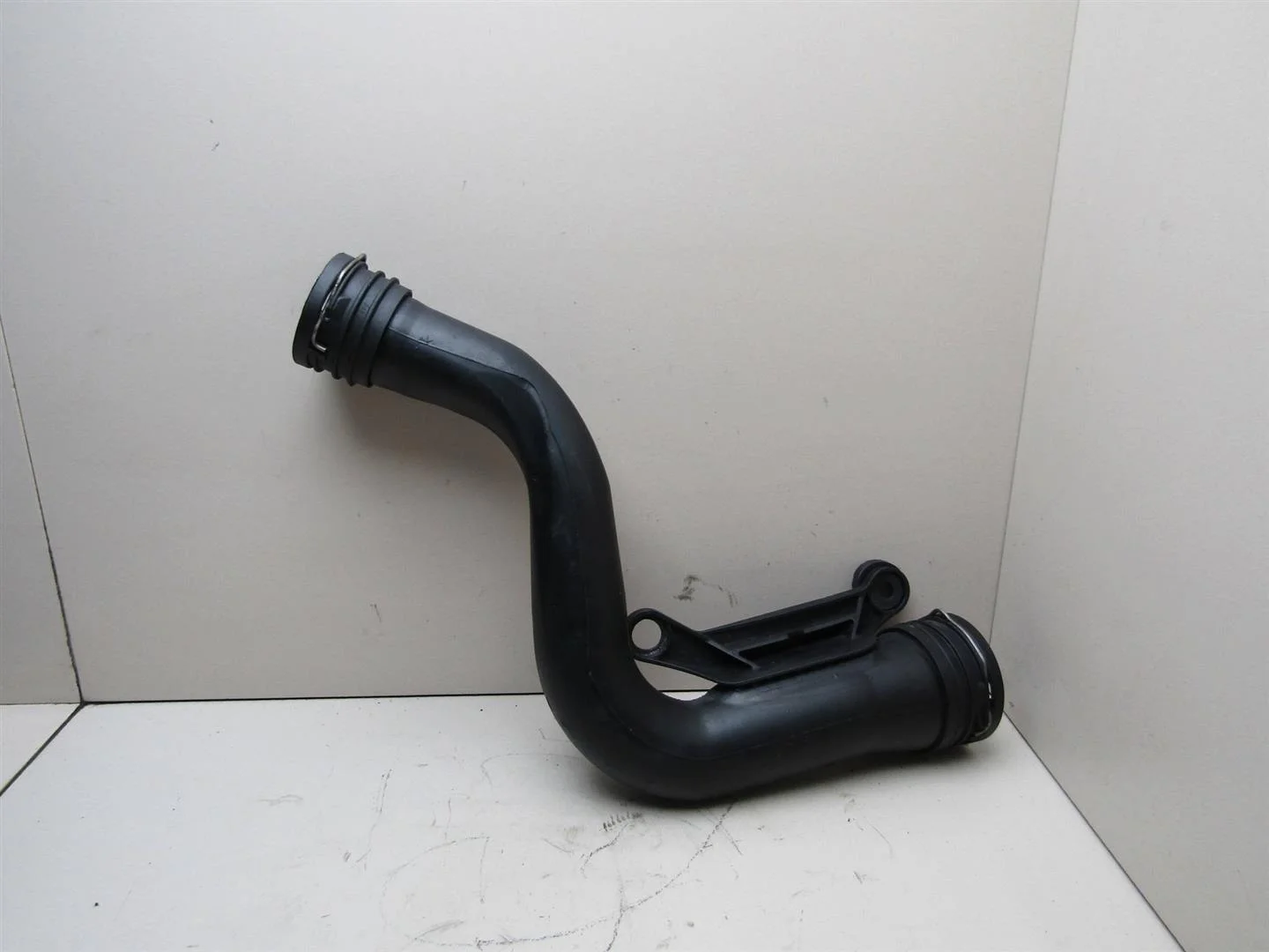 Патрубок интеркулера Skoda Octavia (A5 1Z-) 2004-2013  [1K0145762CK]  1.9 TDI в Вологде