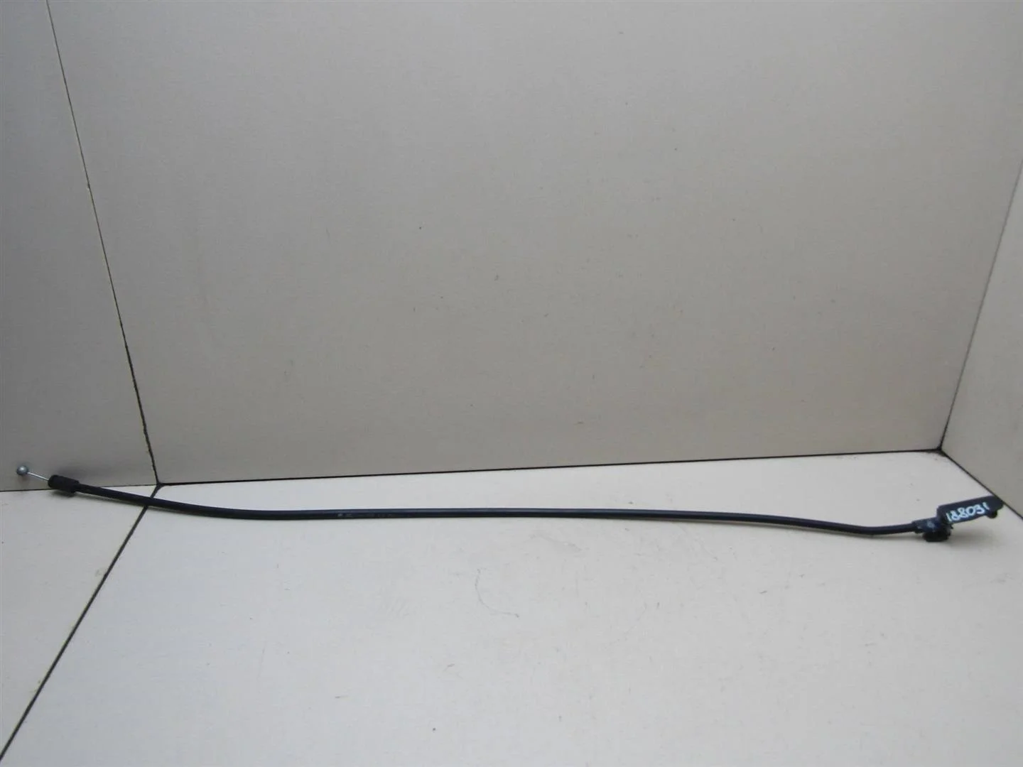 Трос открывания капота Skoda Rapid 2013-2020  [5JA823531A]  в Вологде