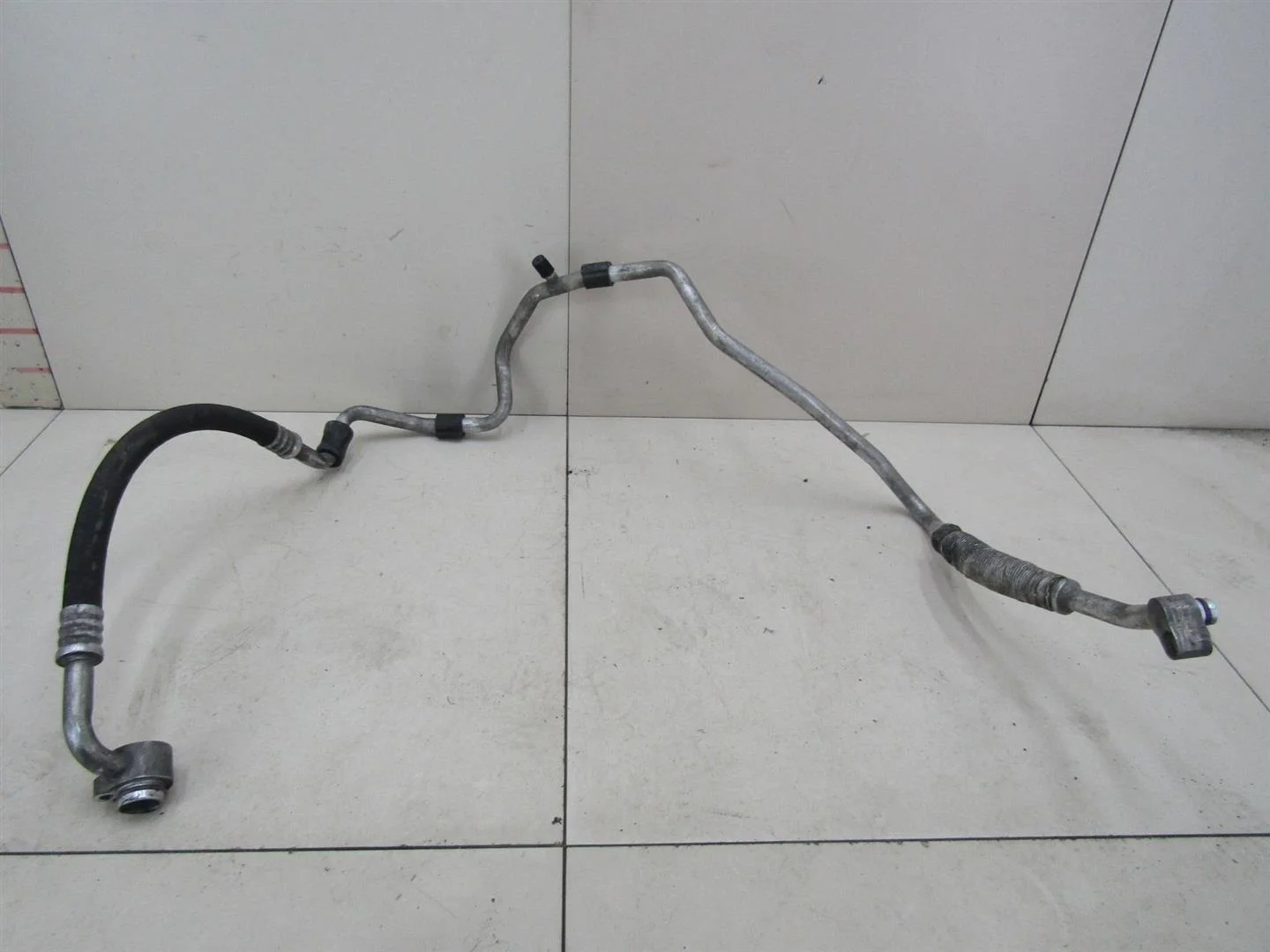 Трубка кондиционера Skoda Octavia (A5 1Z-) 2004-2013  [1K0820743CC]  1.9 TDI в Вологде