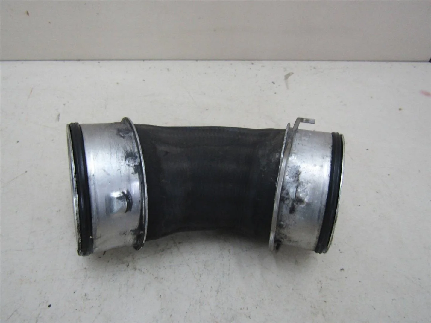 Патрубок интеркулера VW Transporter T5 2003-2015  [7H0145790D]  1.9 2.5 в Вологде