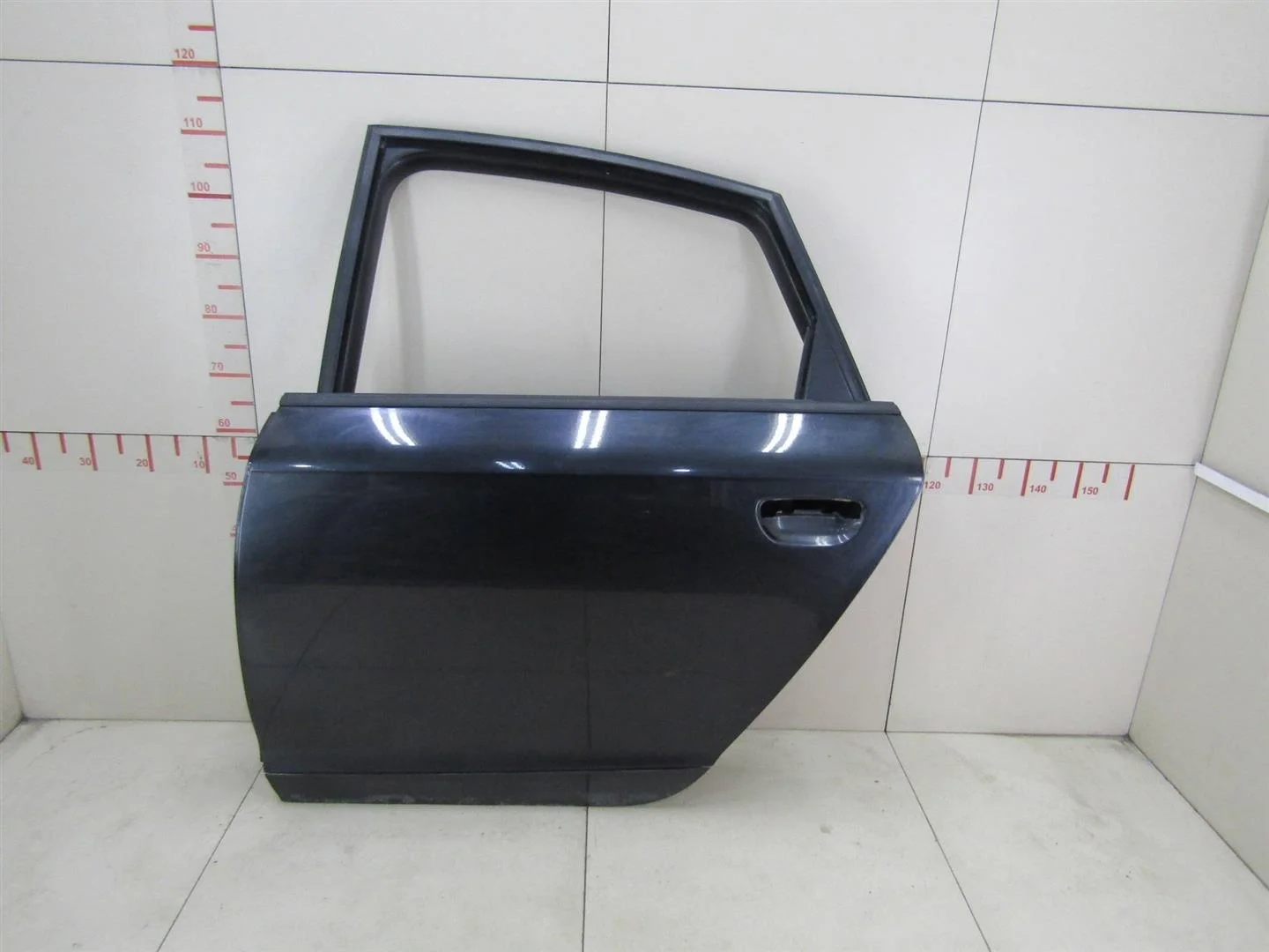 Дверь задняя левая Audi A6 (C6,4F) 2005-2011  [4F0833051G]  в Вологде