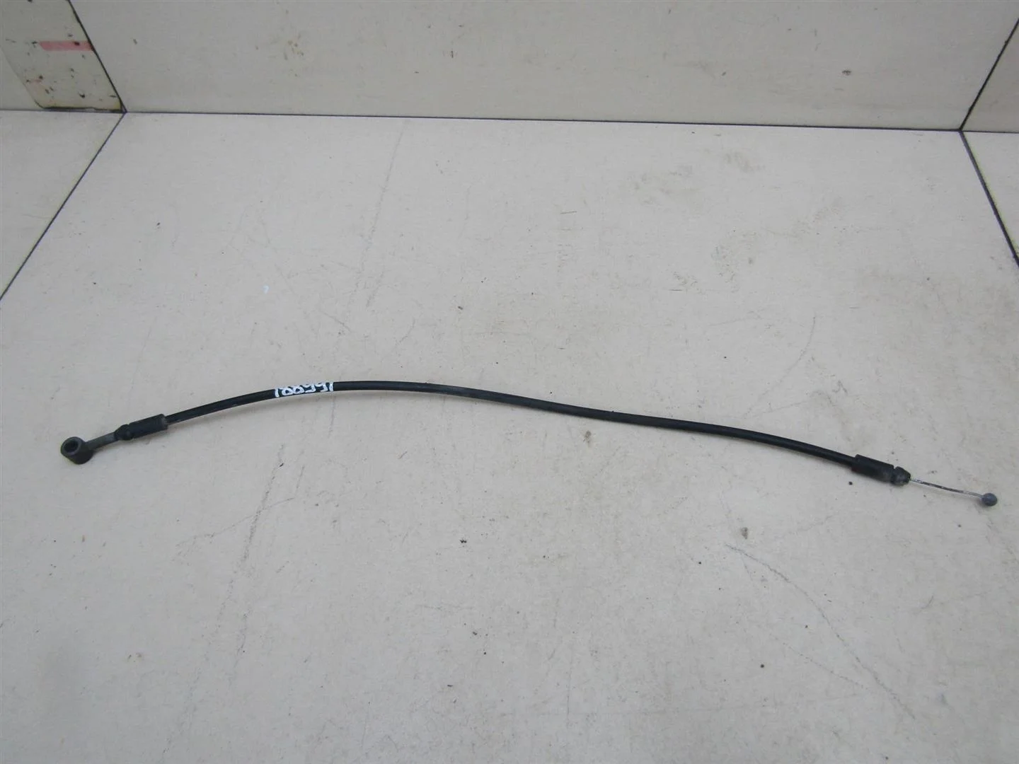Трос открывания капота Hyundai Getz 2002-2005  [811901C100]  в Вологде