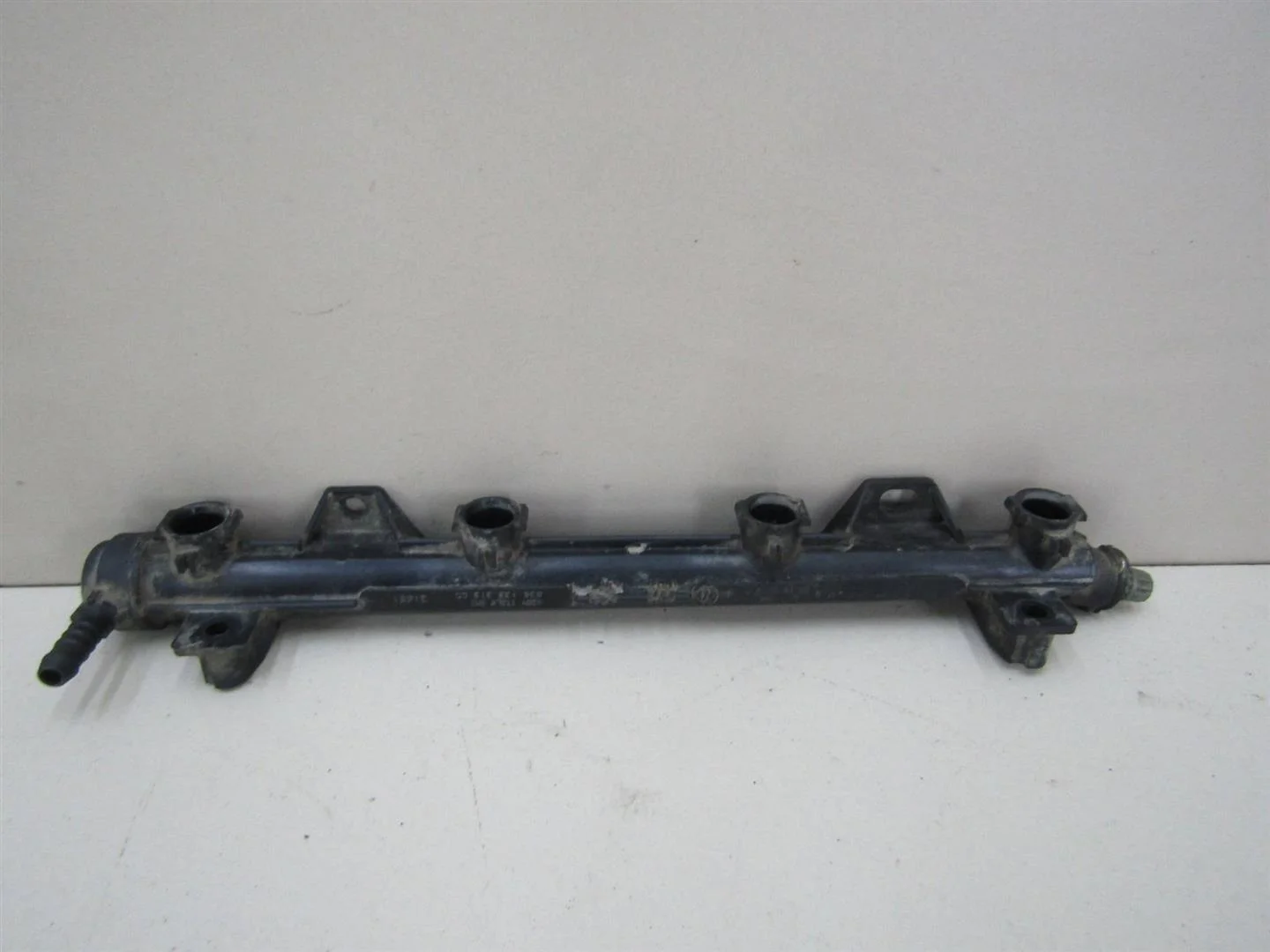 Рейка топливная (рампа) VW Polo (Sed RUS) 2011-2020  [036133320C]  1.6 CFNA в Вологде