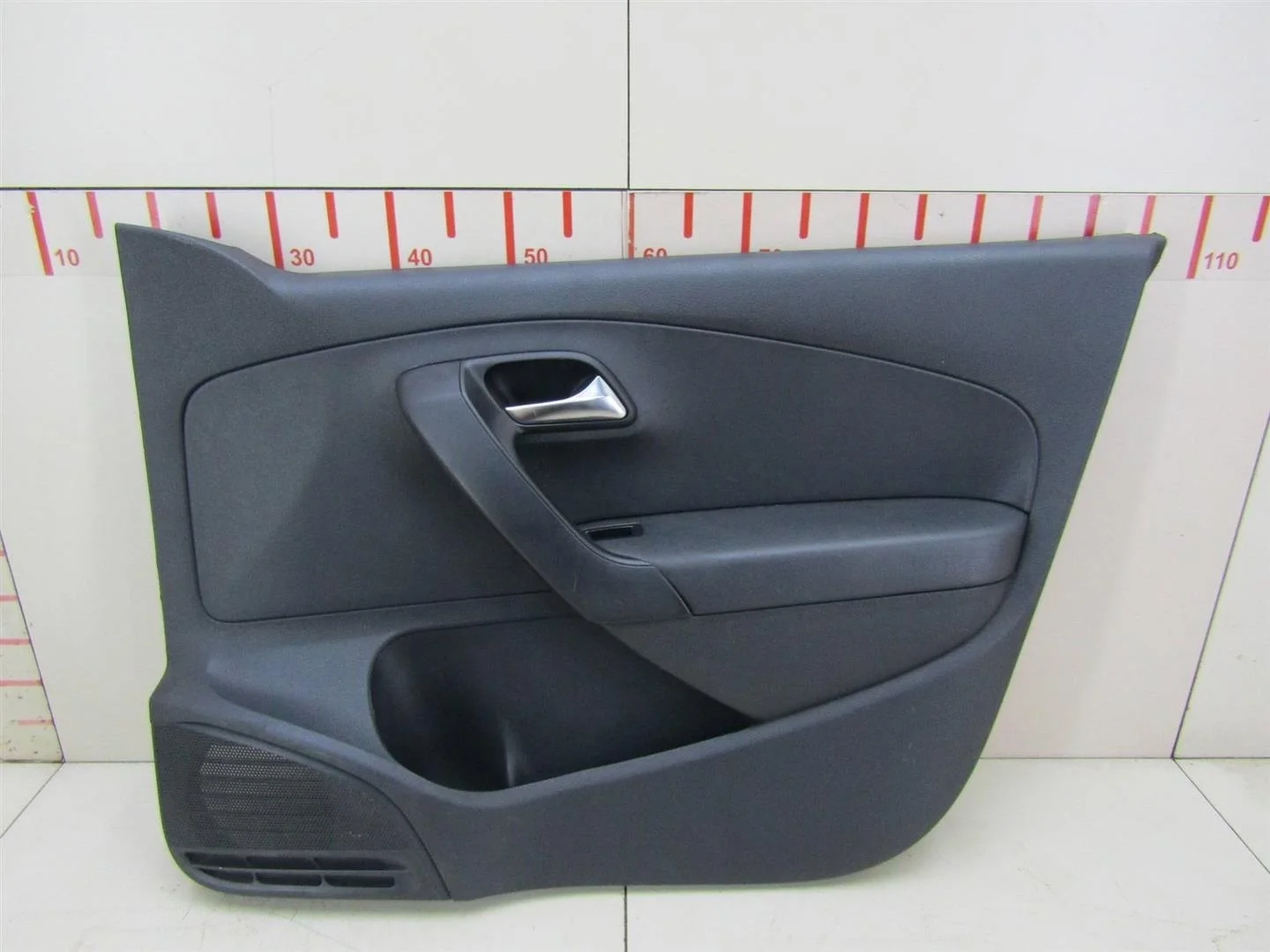 Обшивка двери передней правой VW Polo (Sed RUS) 2011-2020  [6RU867012E82V]  1.6 CFNA в Вологде