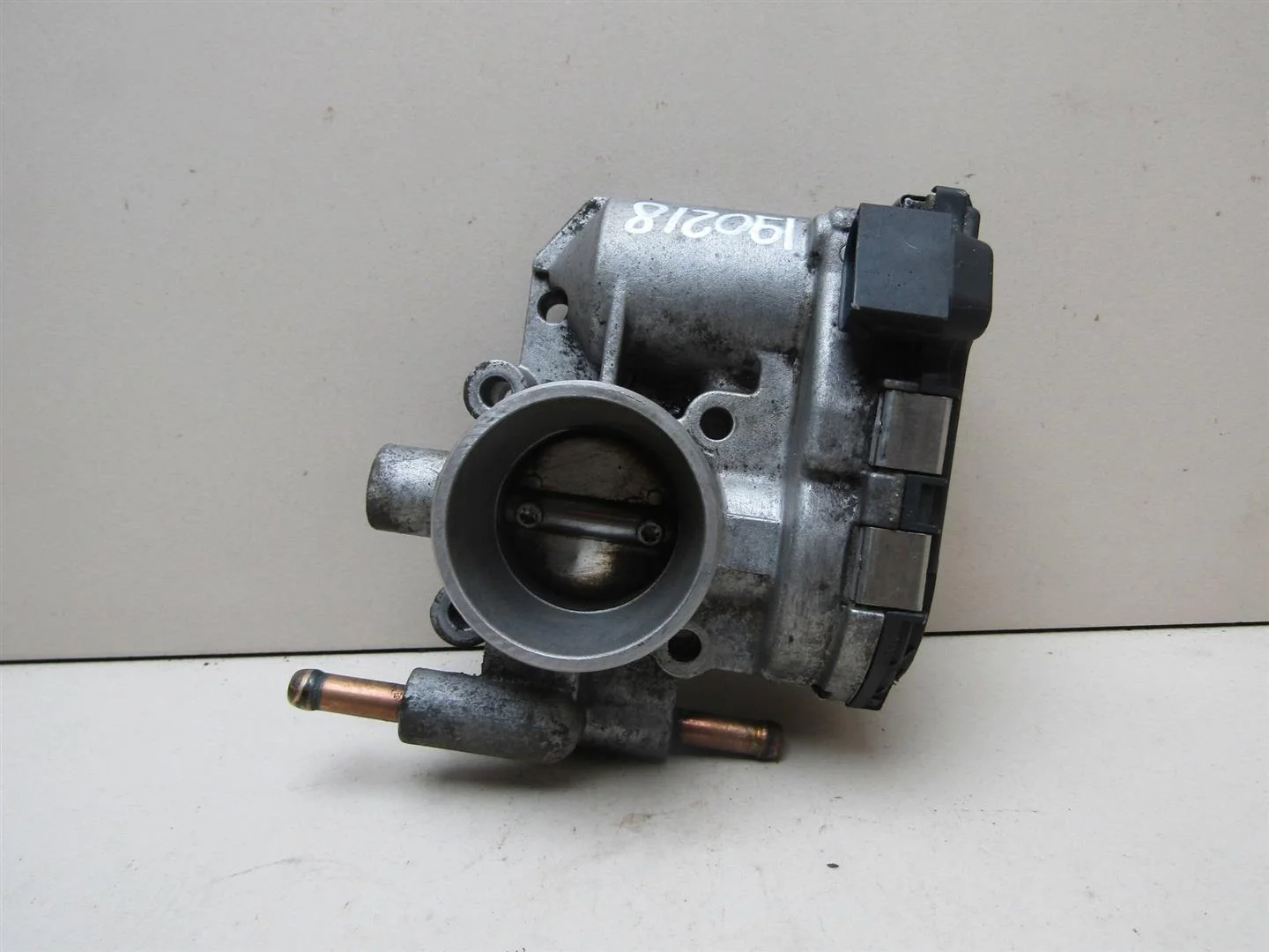 Заслонка дроссельная Opel Astra H \ Family 2004-2015  [24420536]  1.0 1.2 1.4 в Вологде