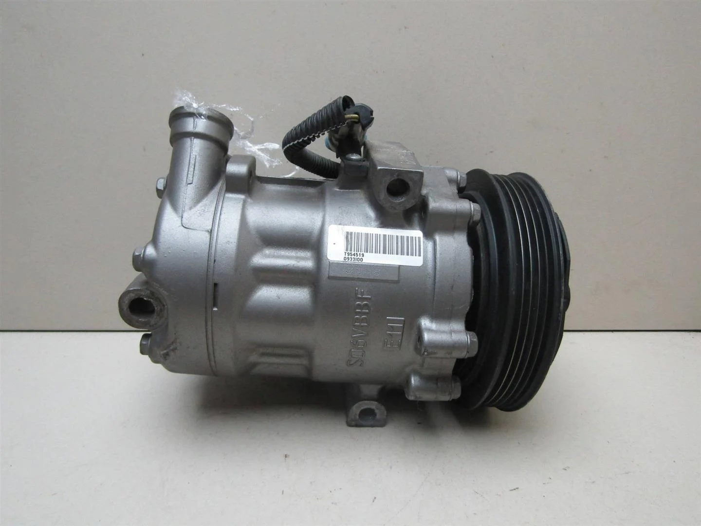 Компрессор системы кондиционирования Opel Corsa C 2000-2006  [24461719]  1.2 Z12XEP в Вологде