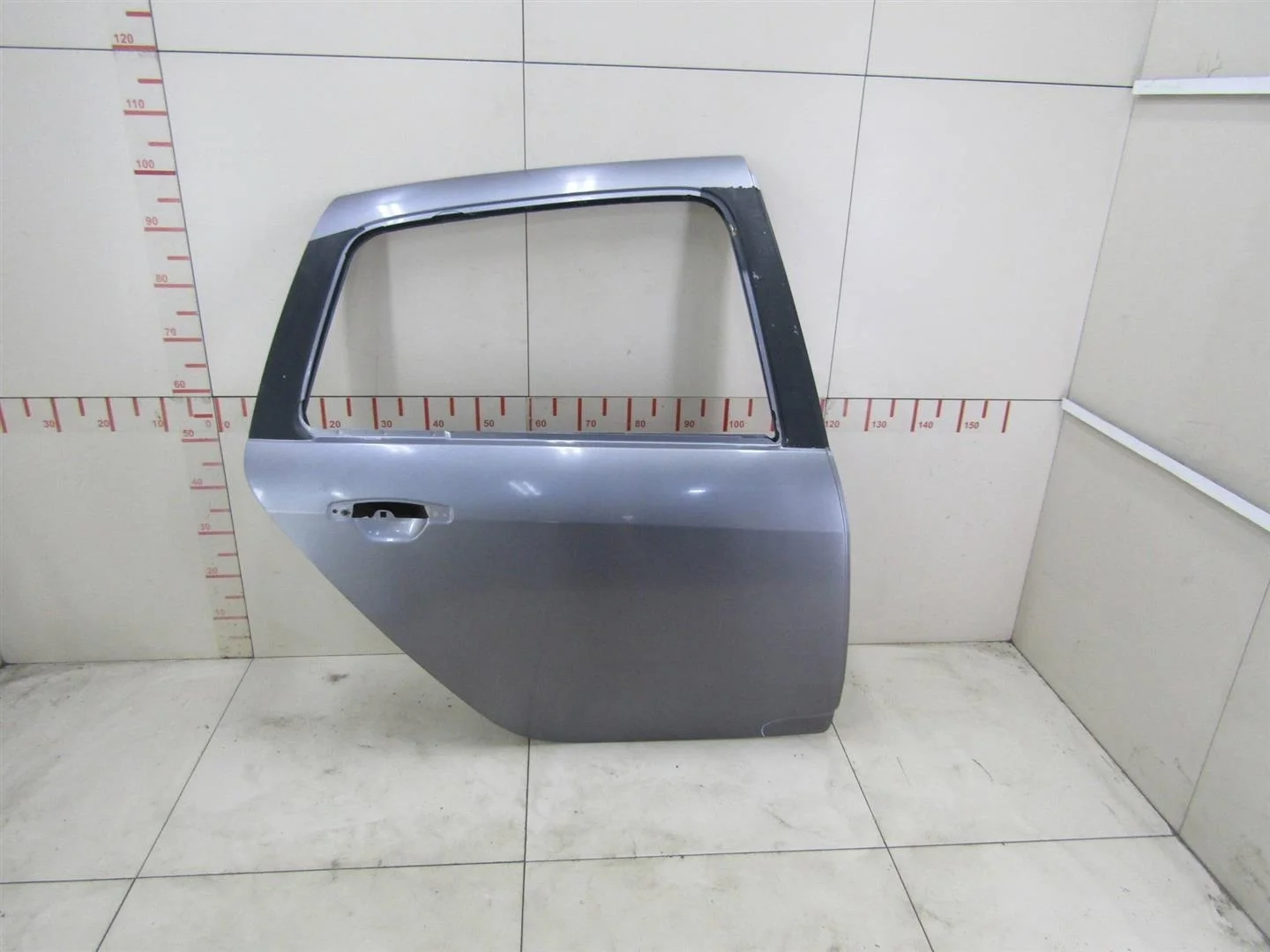 Дверь задняя правая Renault Symbol II 2008-нв  [821004545R ]  K4J712 в Вологде