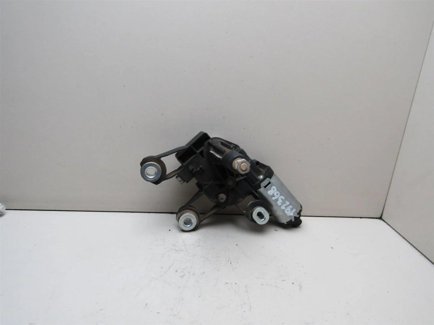 Моторчик стеклоочистителя задний Land Rover Freelander 2 2007-2014  [6H5217404CB]  в Вологде