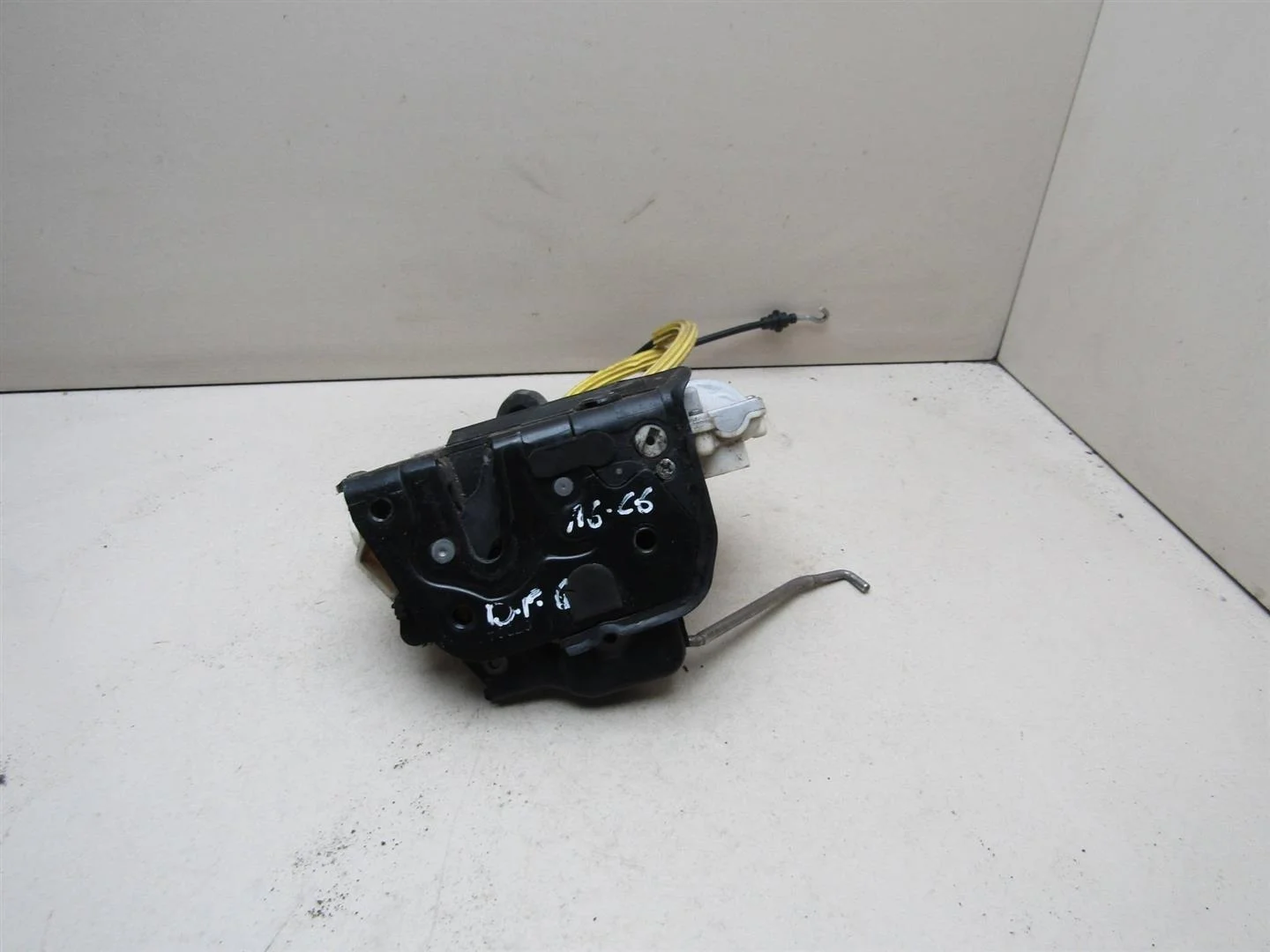 Замок двери задней правой Audi A6 (C6,4F) 2005-2011  [4F0839016]  в Вологде