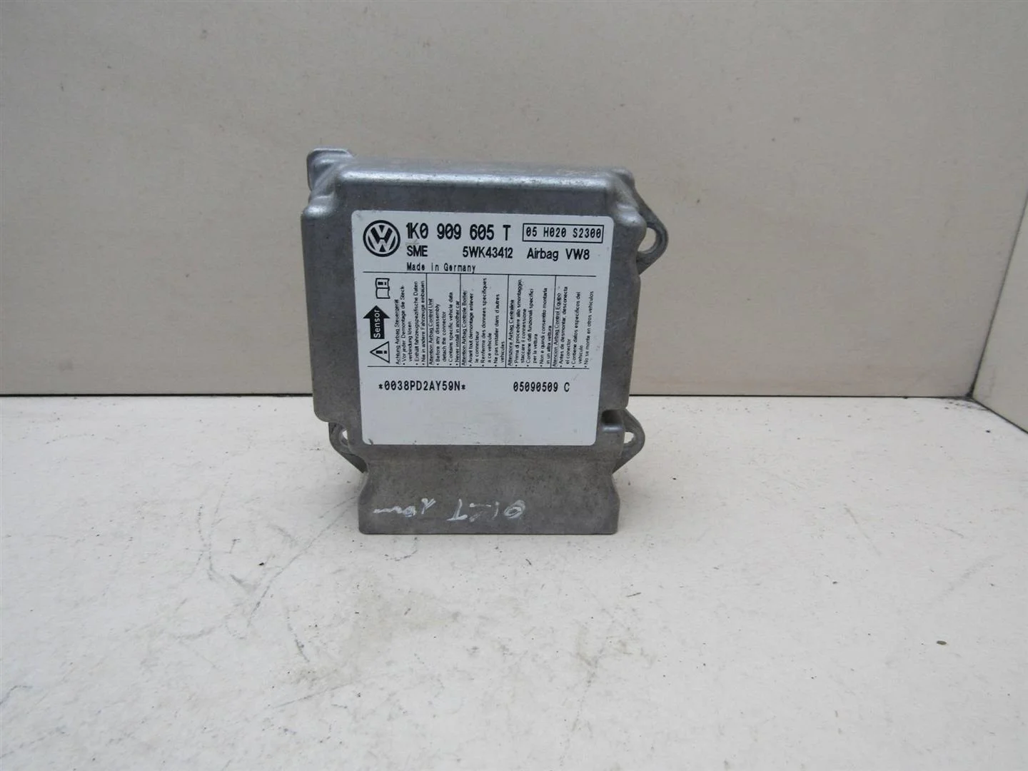 Блок управления AIR BAG VW Golf Plus 2005-2014  [1K0909605T]  в Вологде