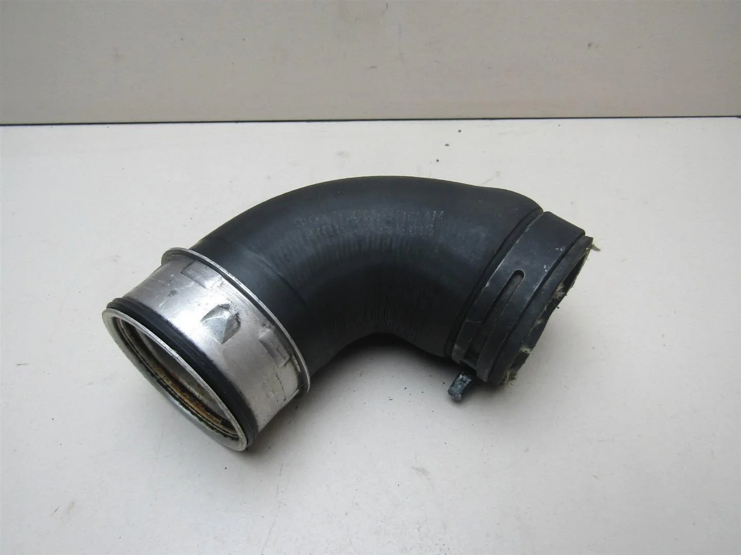 Патрубок интеркулера VW Passat (B6) 2005-2010  [3C0145838D]  2.0 BMP в Вологде
