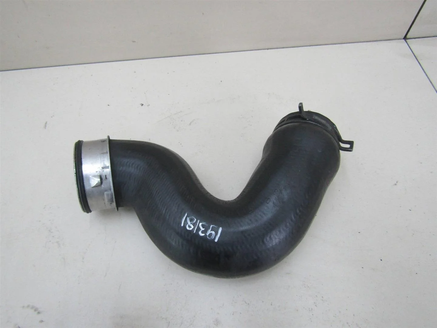Патрубок интеркулера VW Passat (B6) 2005-2010  [3C0145834M]  2.0 BMP в Вологде