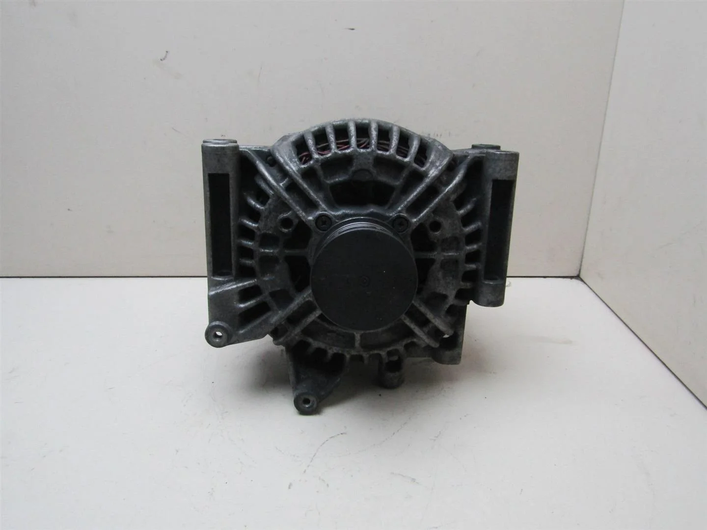 Генератор Mercedes Benz W203 2000-2006  [A0131540002]  2.2 в Вологде