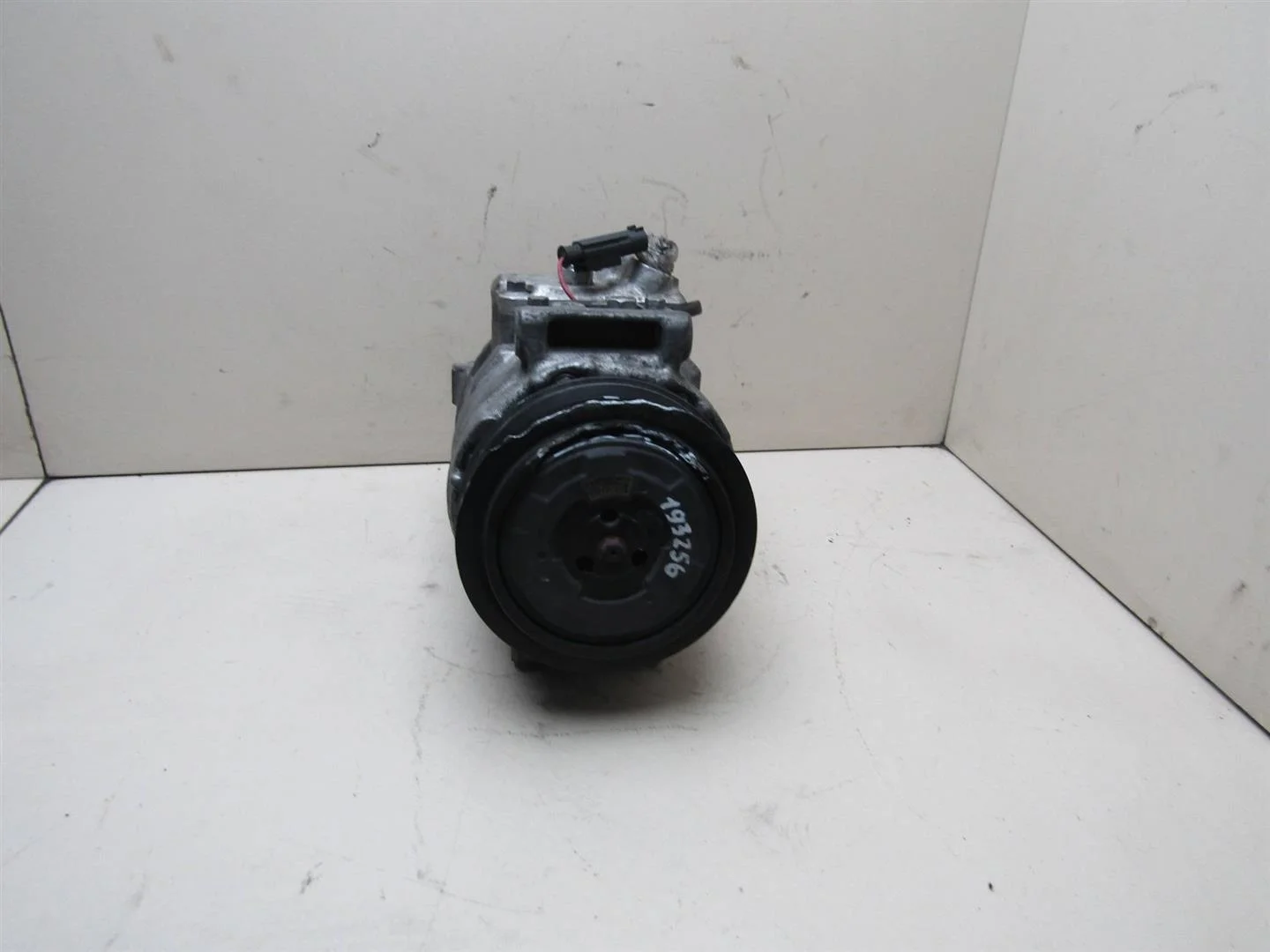 Компрессор системы кондиционирования Mercedes Benz W203 2000-2006  [A0002309011]  2.2  в Вологде