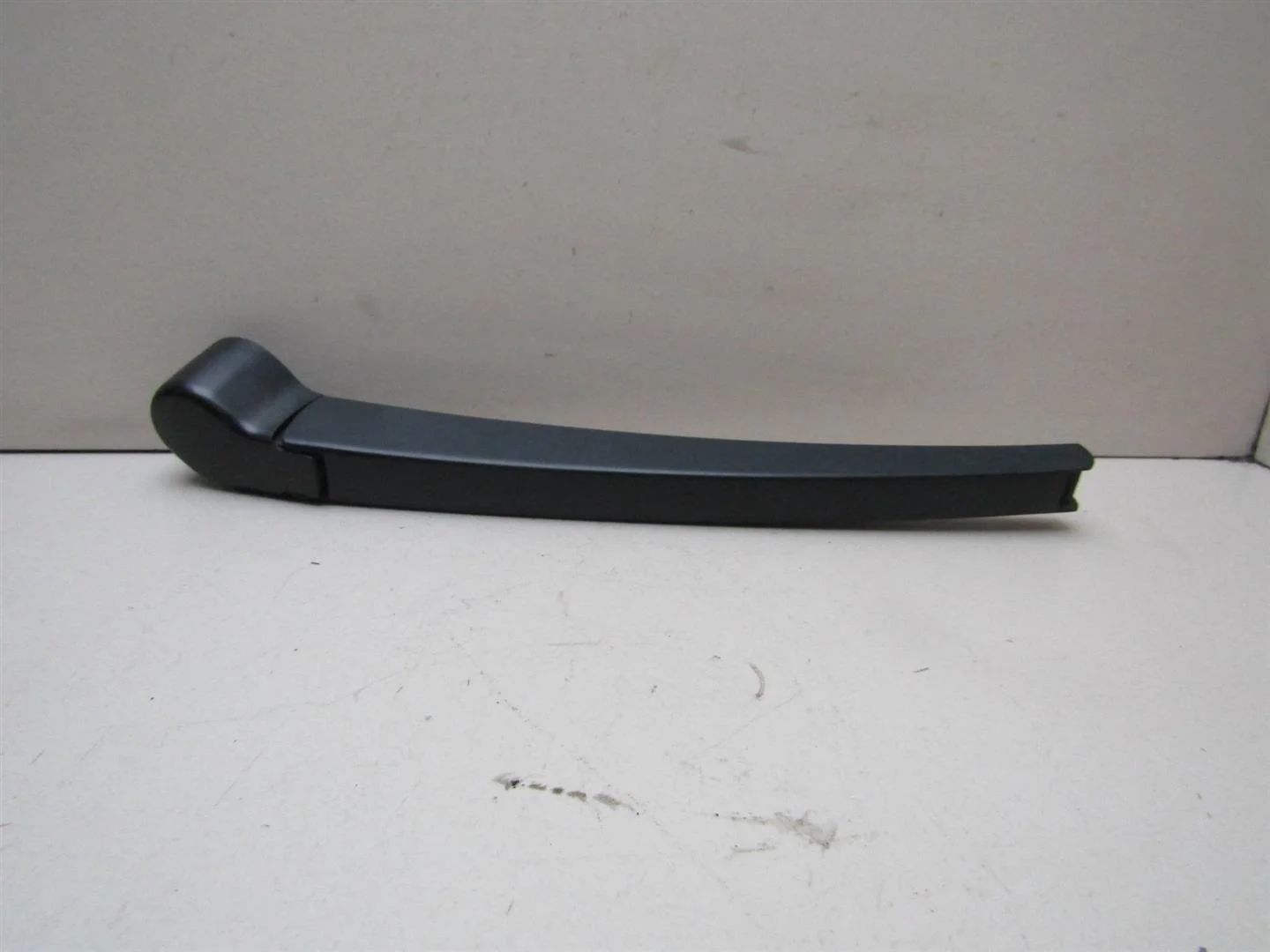 Поводок стеклоочистителя заднего Skoda Octavia (A5 1Z-) 2004-2013  [1T0955707A]  в Вологде