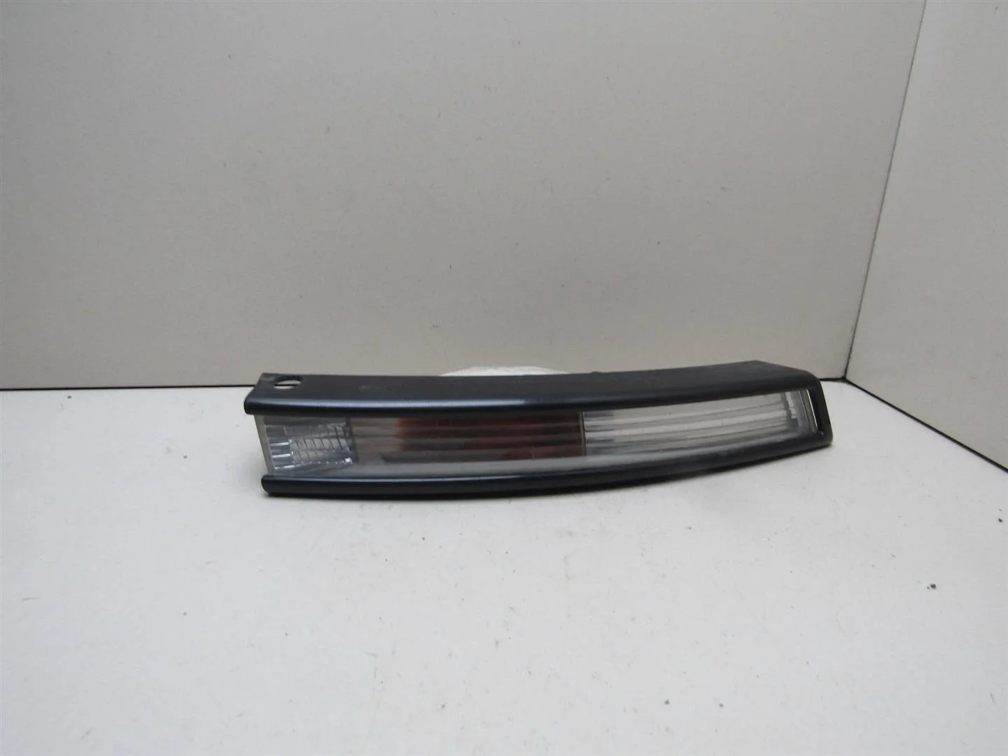 Указатель поворота в бампер правый VW Passat (B6) 2005-2010  [3C0953042L]  в Вологде