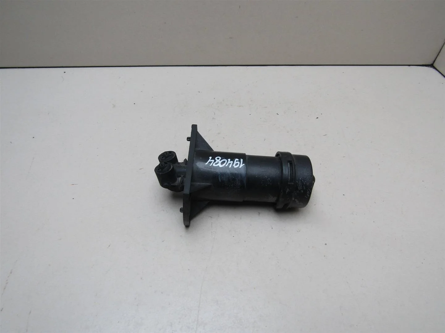 Форсунка омывателя фары Audi A6 (C6,4F) 2005-2011  [4F0955102]  в Вологде