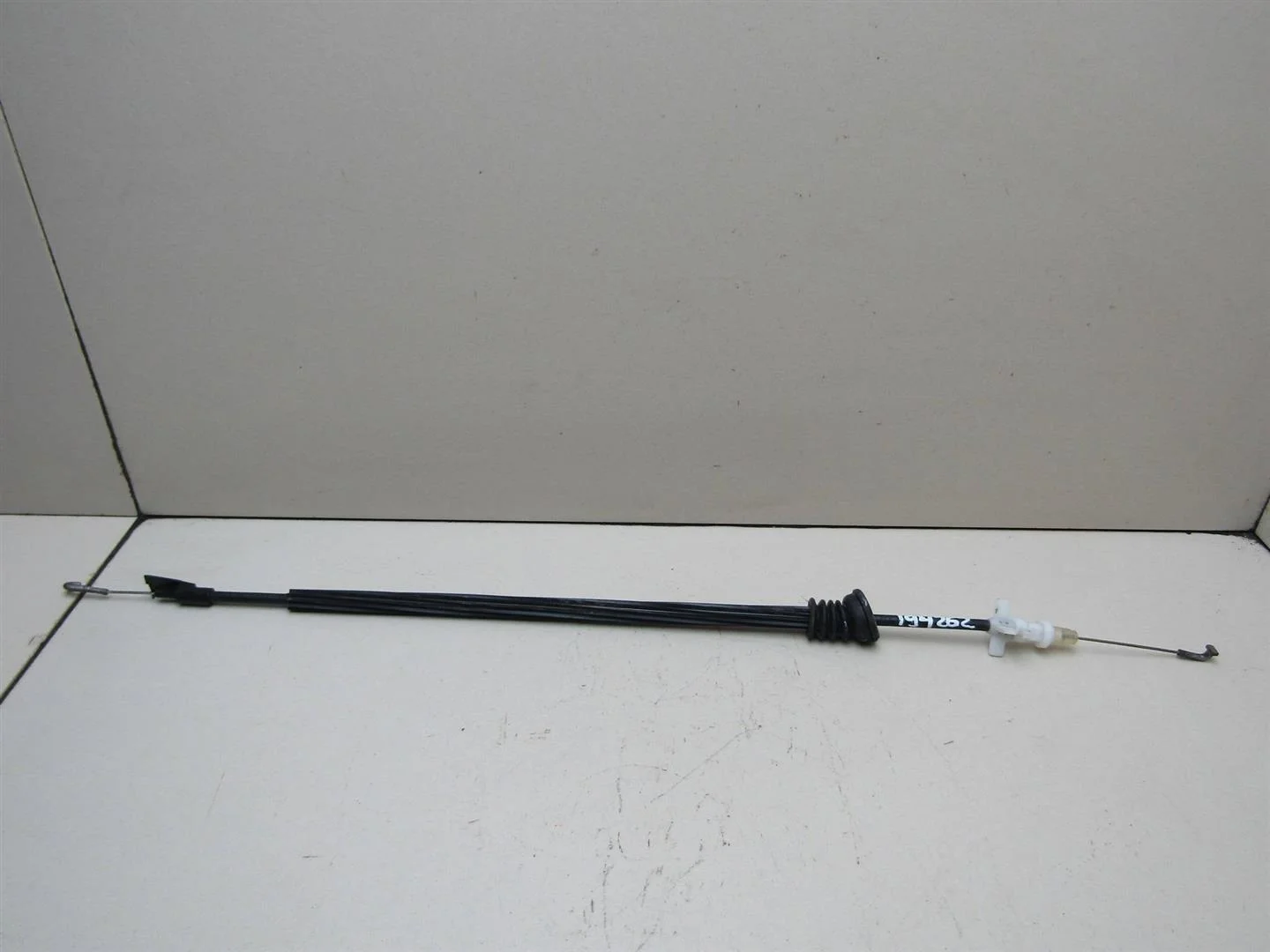 Трос открывания двери VW Passat (B6) 2005-2010  [3C4837085C]  в Вологде
