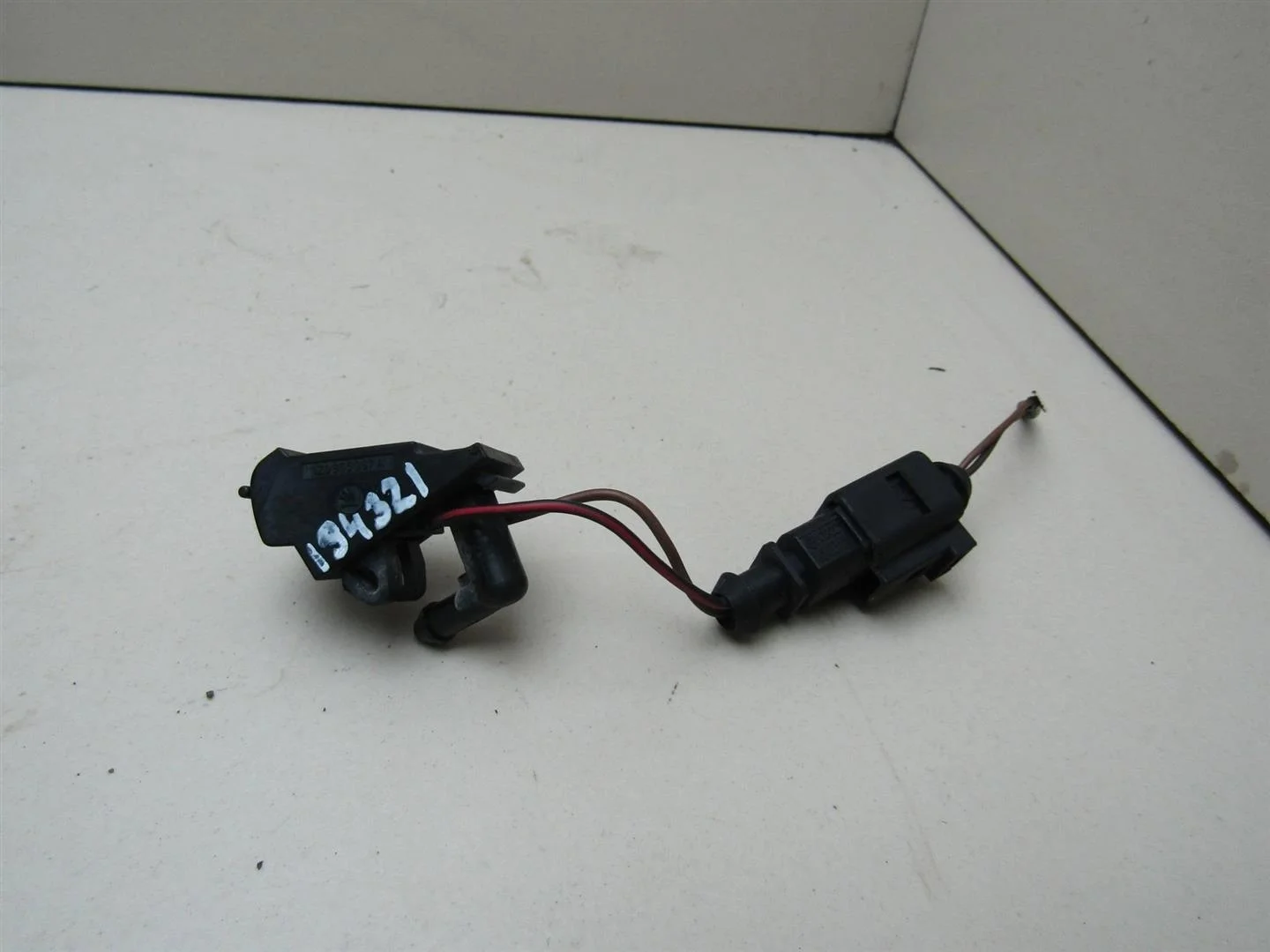 Форсунка омывателя лобового стекла Skoda Octavia (A5 1Z-) 2004-2013  [1Z0955986]  в Вологде