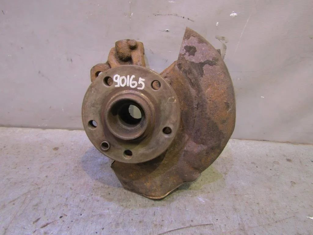 Кулак поворотный передний левый VW Transporter T4 1996-2003  [7D0407257A]  в Вологде