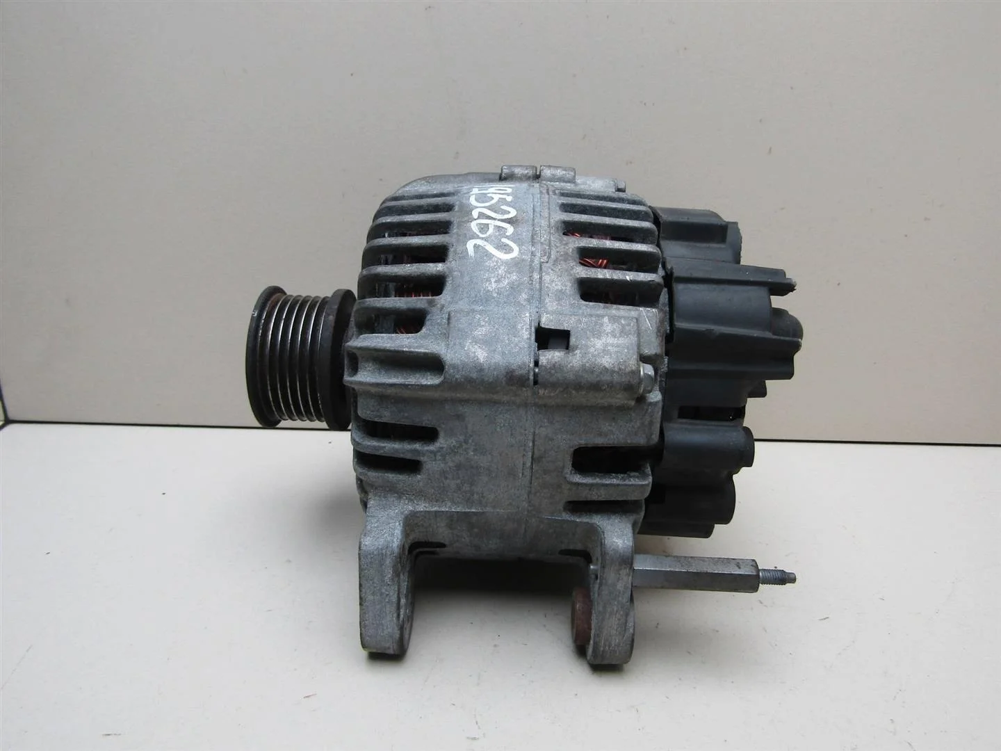 Генератор VW Golf VI 2009-2012  [036903024H]  1.4 16V CGGA в Вологде