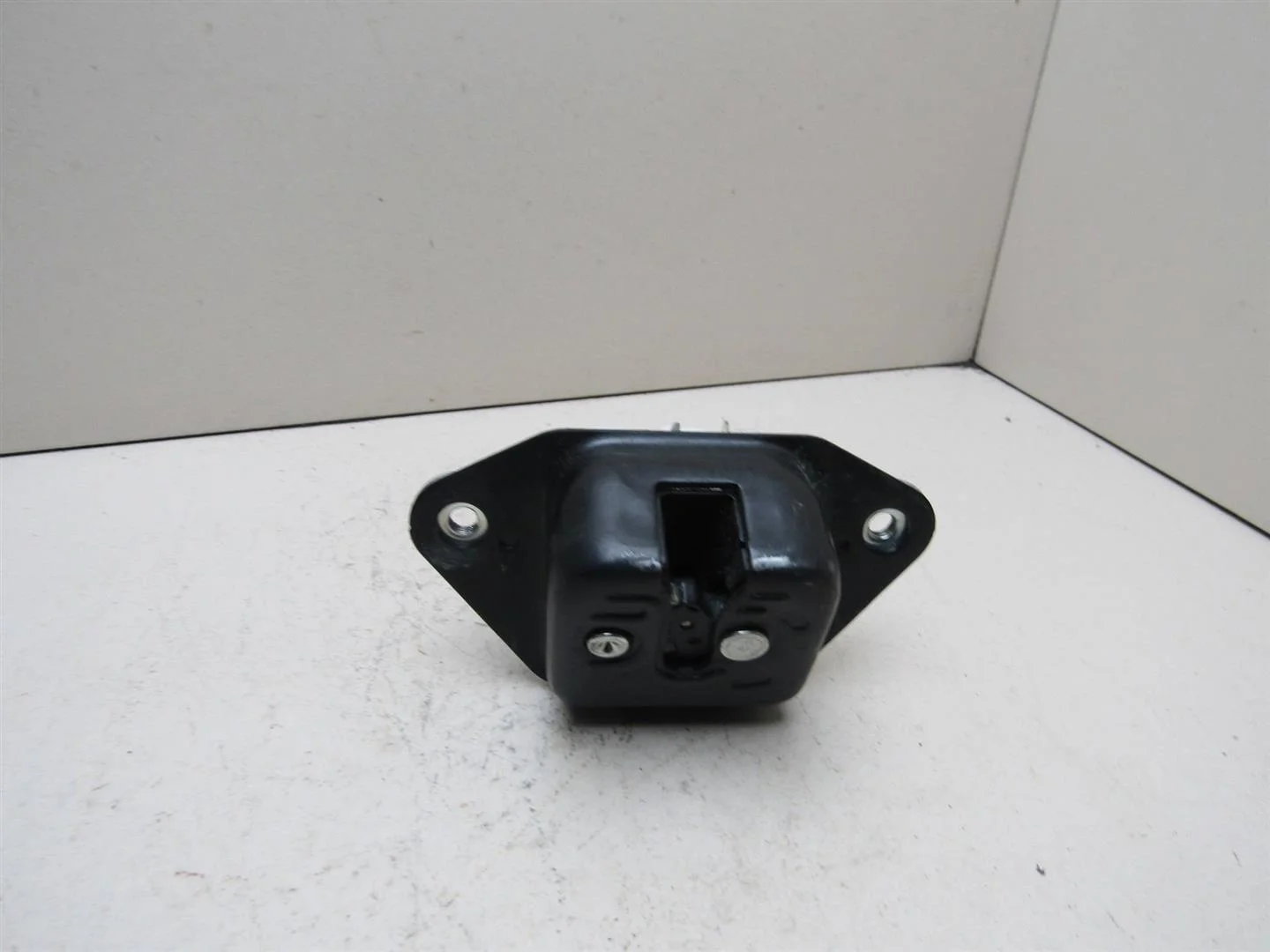 Замок багажника Honda Civic 5D 2006-2012  [74800SMGE01]  в Вологде