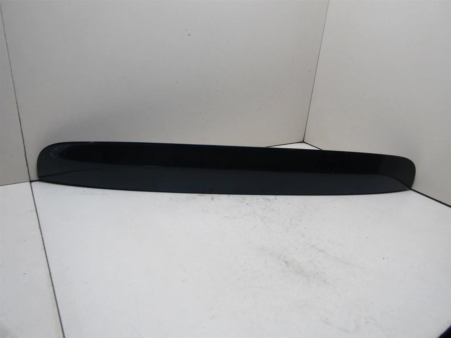 Накладка двери багажника Nissan Note (E11) 2006-2013  [908129U10H]  в Вологде