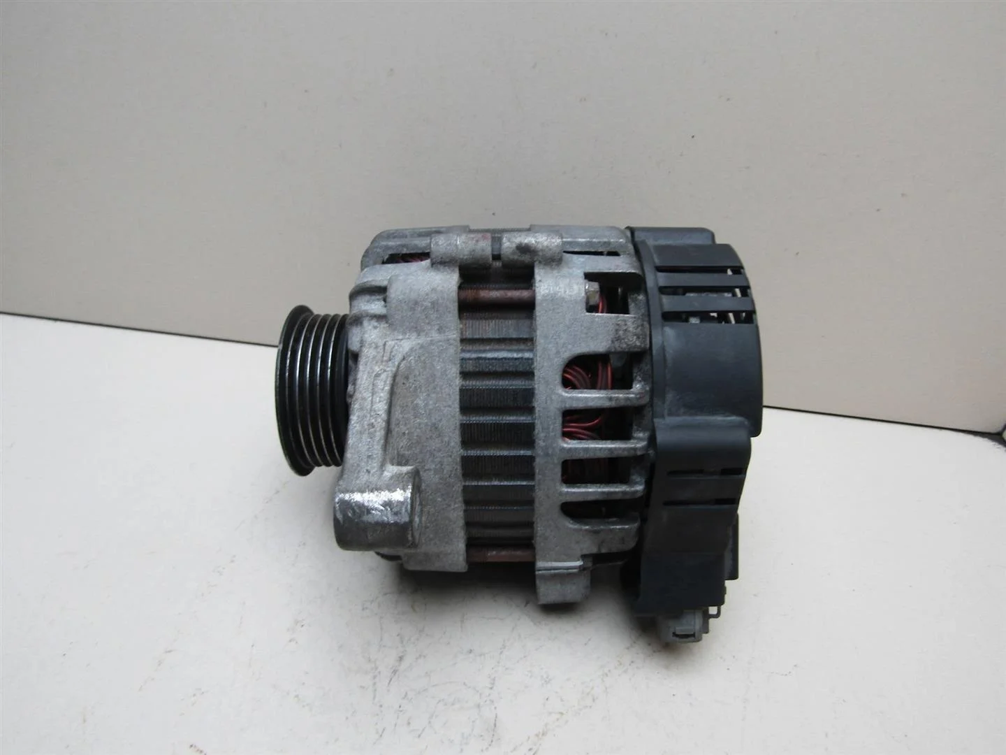 Генератор Hyundai i20 2008-2014  [3730003100]  1.2 G4LA в Вологде