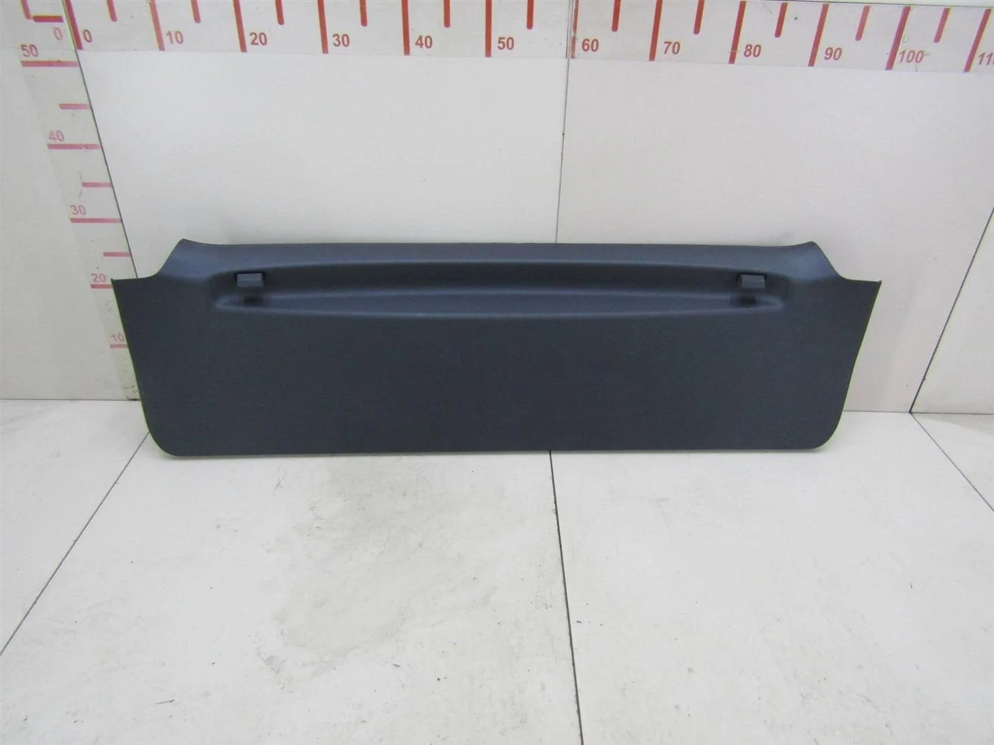 Обшивка двери багажника Nissan Note (E11) 2006-2013  [909009U000]  в Вологде