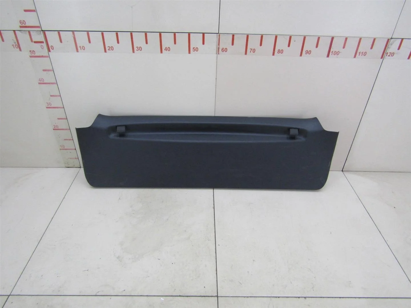Обшивка двери багажника Nissan Note (E11) 2006-2013  [909009U000]  в Вологде