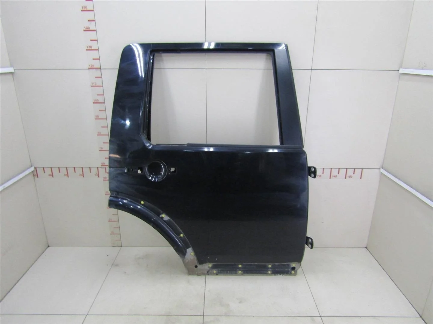 Дверь задняя правая Land Rover Discovery III 2004-2009  [BFA780180 ]  2.7 в Вологде