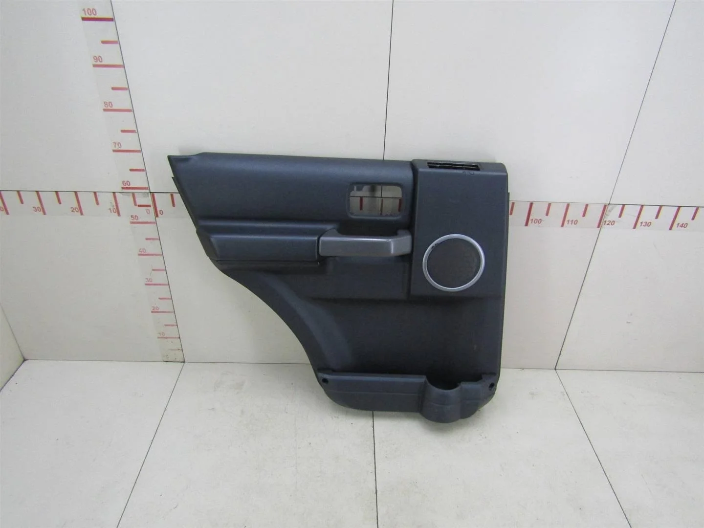 Обшивка двери задней левой Land Rover Discovery III 2004-2009  [VBA500090 ]  2.7 в Вологде