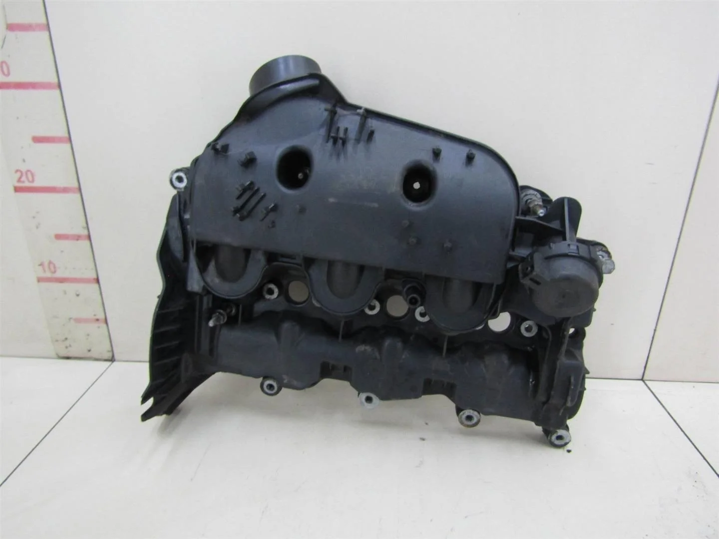 Крышка головки блока (клапанная) Land Rover Discovery III 2004-2009  [LR005495]  2.7 в Вологде