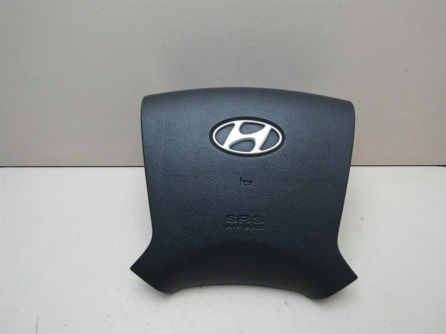 Подушка безопасности в рулевое колесо Hyundai Starex H1/Grand Starex 2007>  [569004H100WK]  2.5 16v D4CB в Вологде