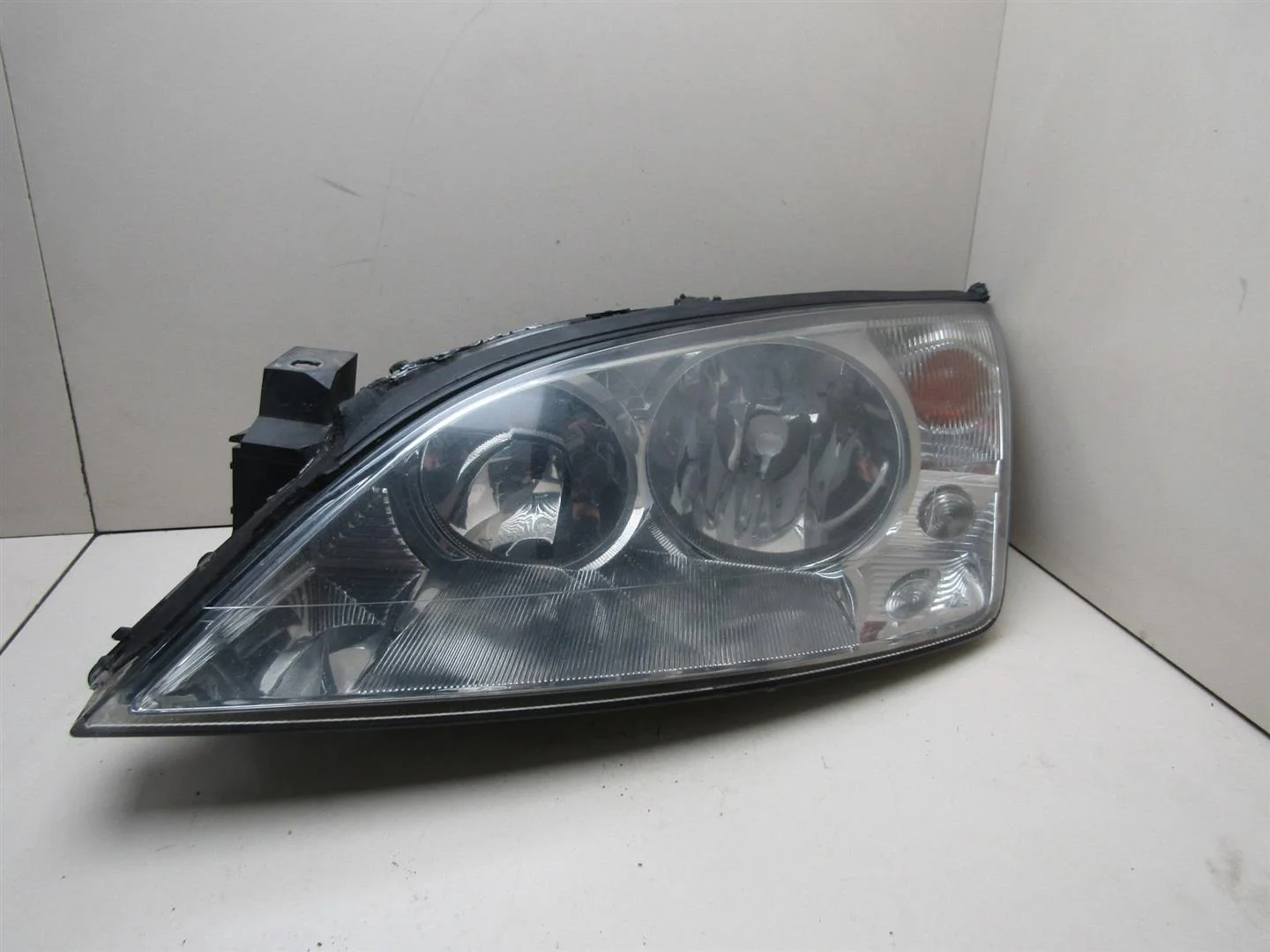 Фара левая Ford Mondeo III 2000-2007  [1435624]  в Вологде