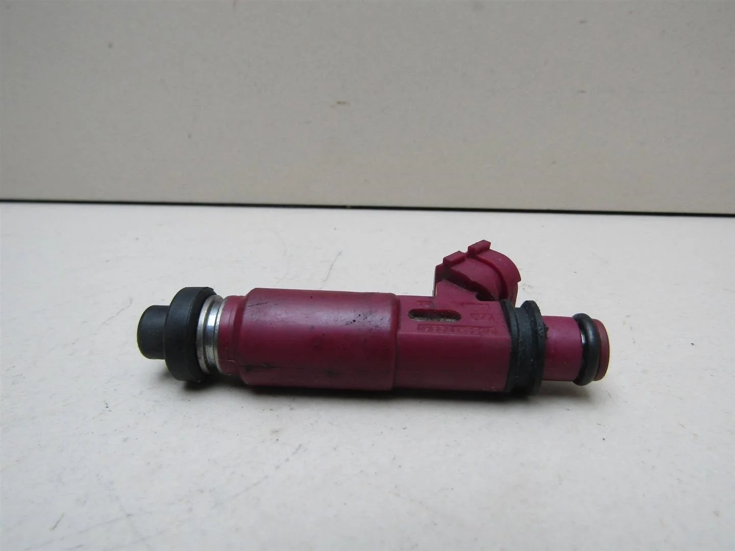 Форсунка инжекторная электрическая Mazda Mazda 3 (BK) 2002-2009  [BP4W13250]  1.6 16V Z6 в Вологде