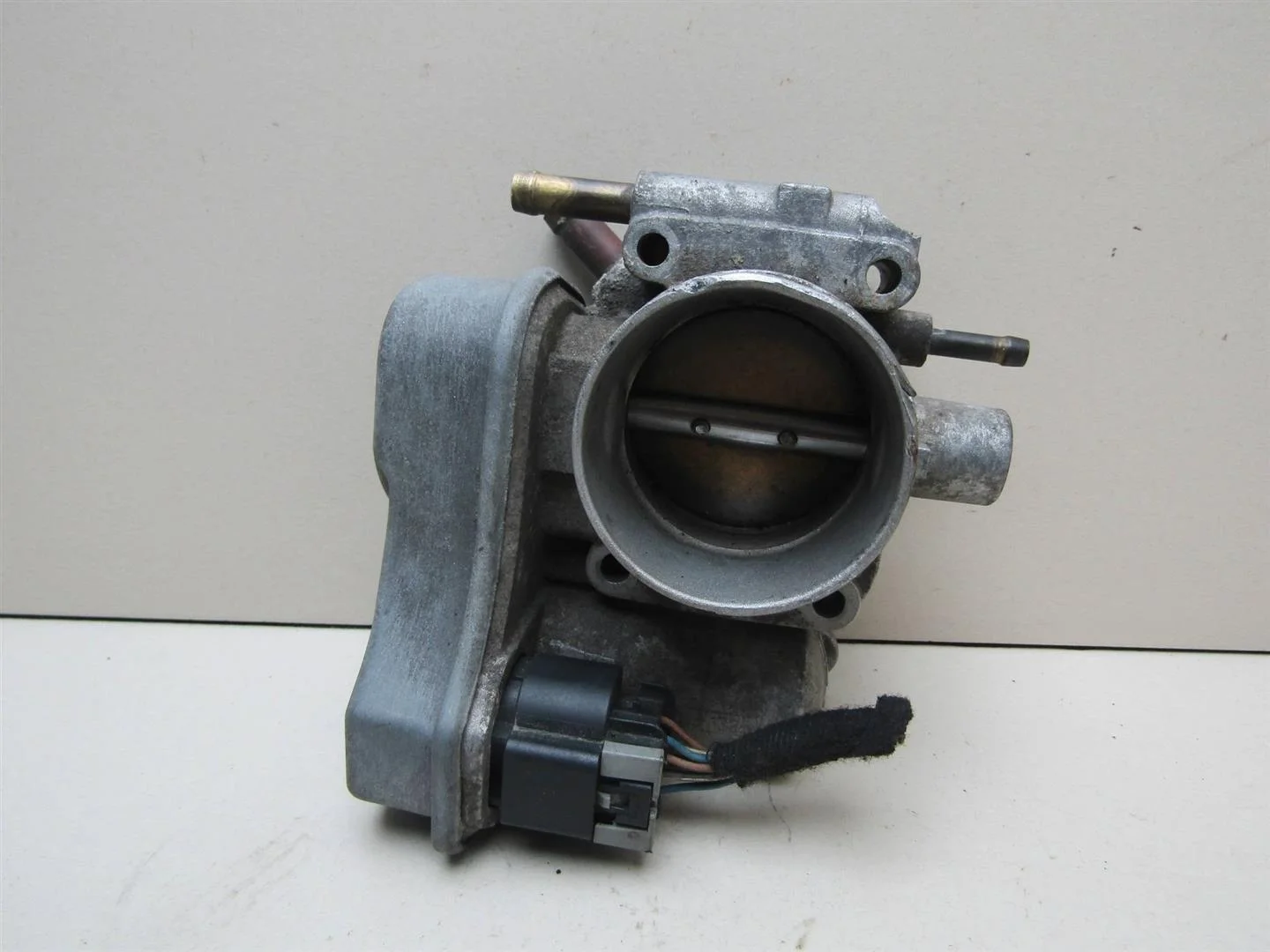 Заслонка дроссельная Opel Astra G 1998-2005  [25177983]  Z16XE Z16SE в Вологде