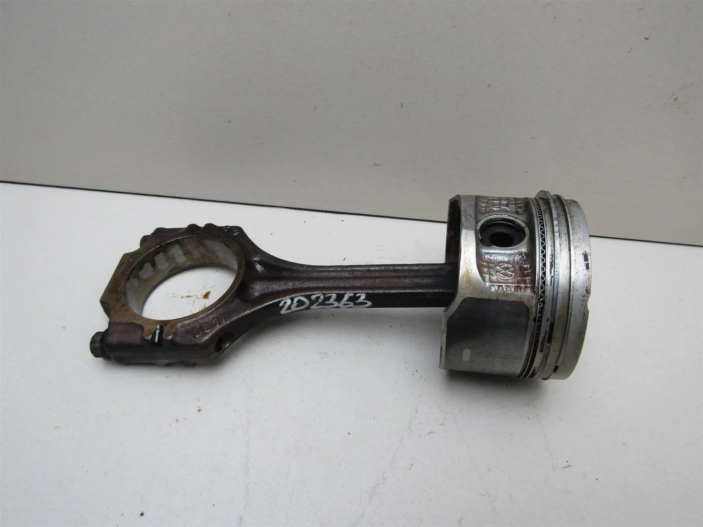Шатун VW Golf IV \Bora 1997-2005  [036198401C]  1.4-1.6 в Вологде