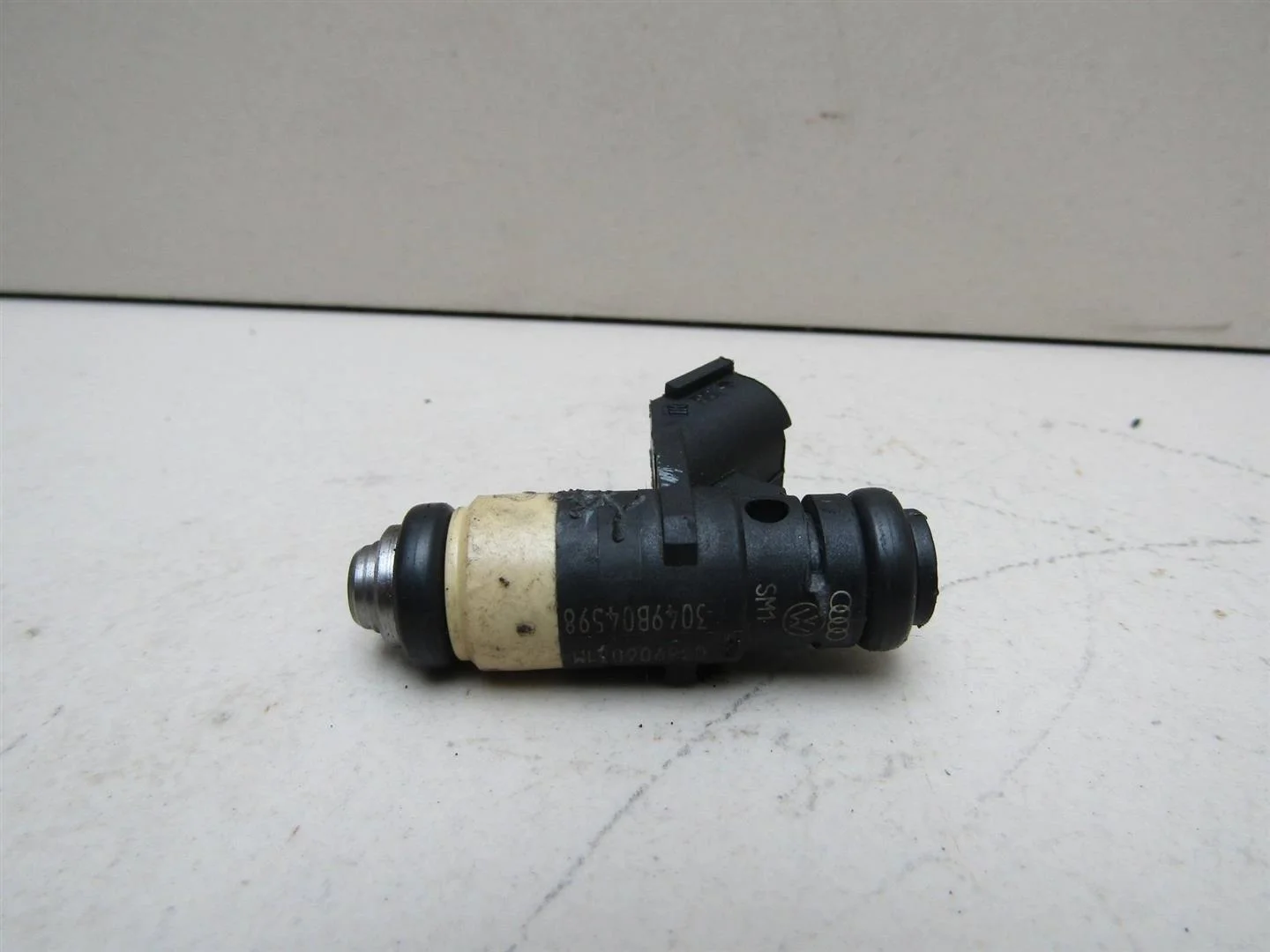 Форсунка инжекторная электрическая VW Polo 2001-2009  [036906031M]  1.4 BBY AUA в Вологде